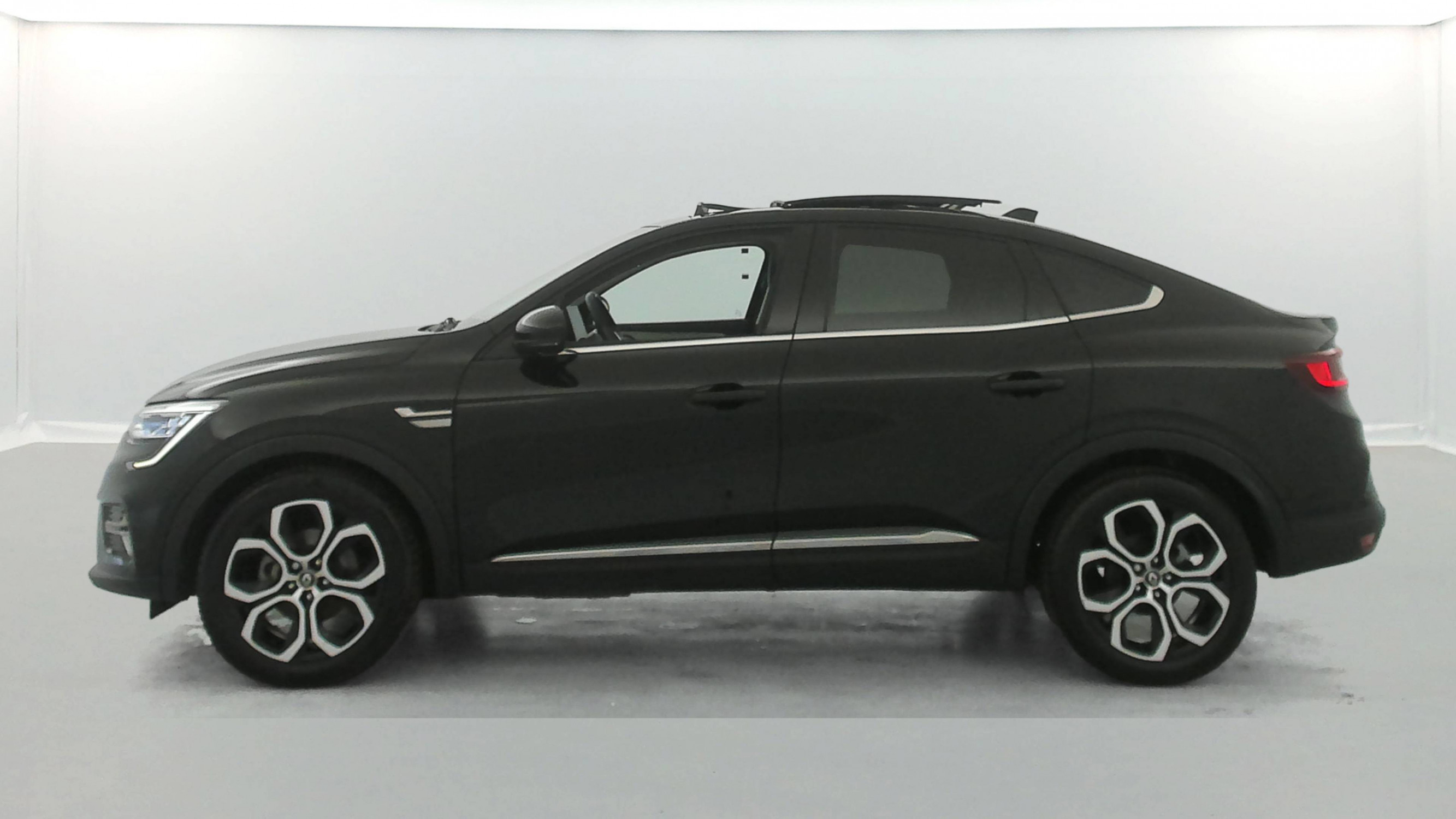 Vente en ligne Renault Arkana  E-Tech 145 - 21B au prix de 20 790 €