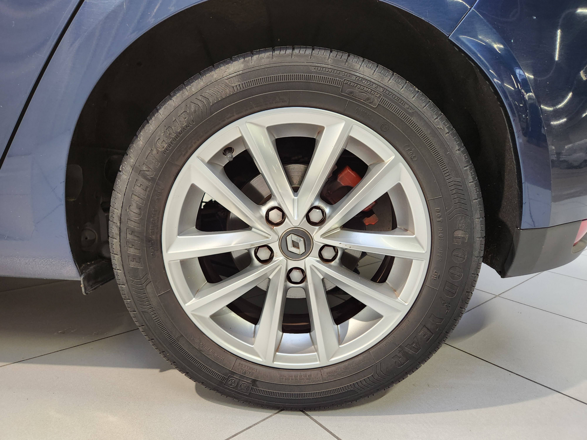 Vente en ligne Renault Megane 4 Mégane IV Berline dCi 90 Energy au prix de 13 890 €