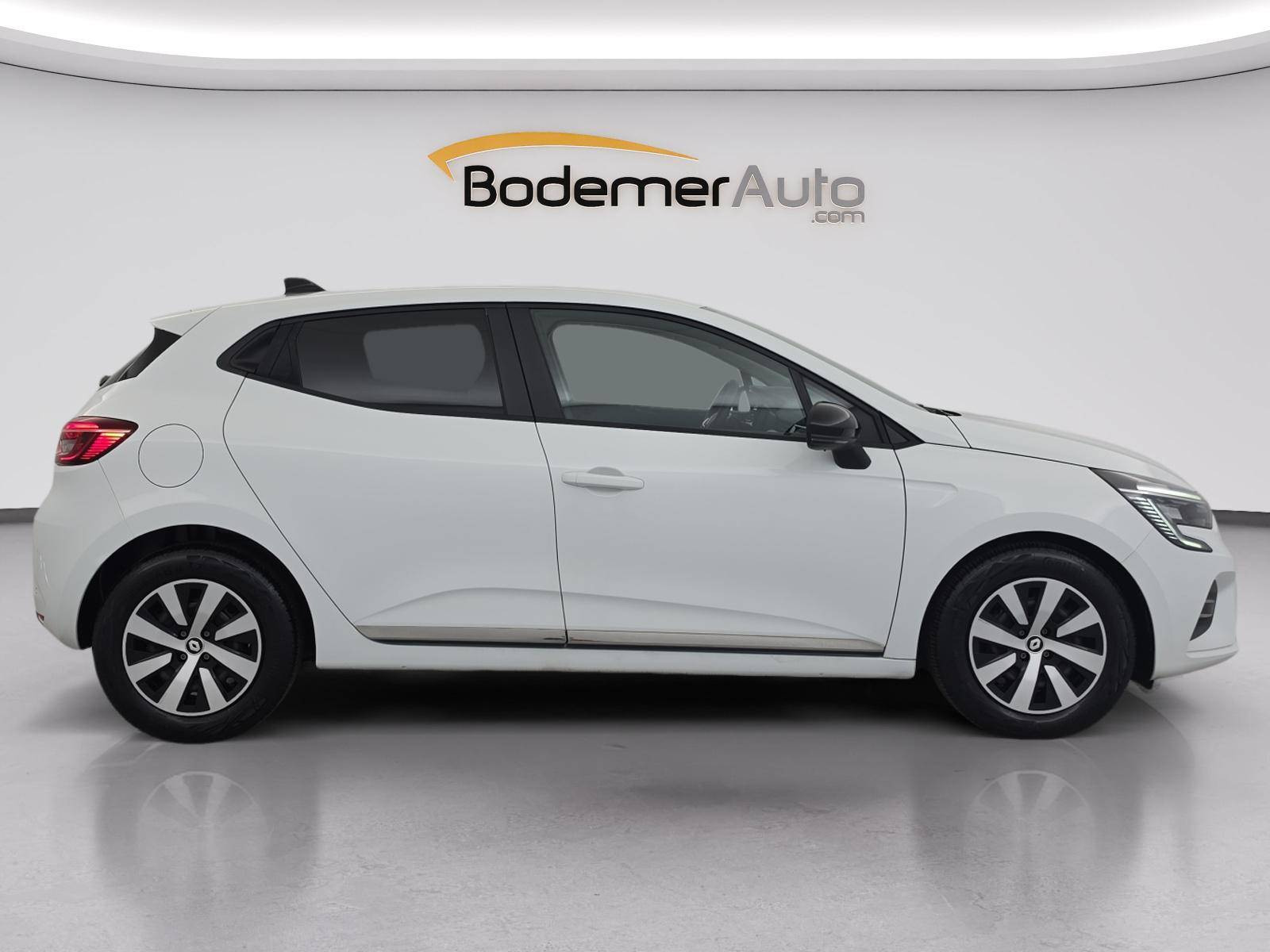 Vente en ligne Renault Clio 5 Clio TCe 90 au prix de 14 790 €