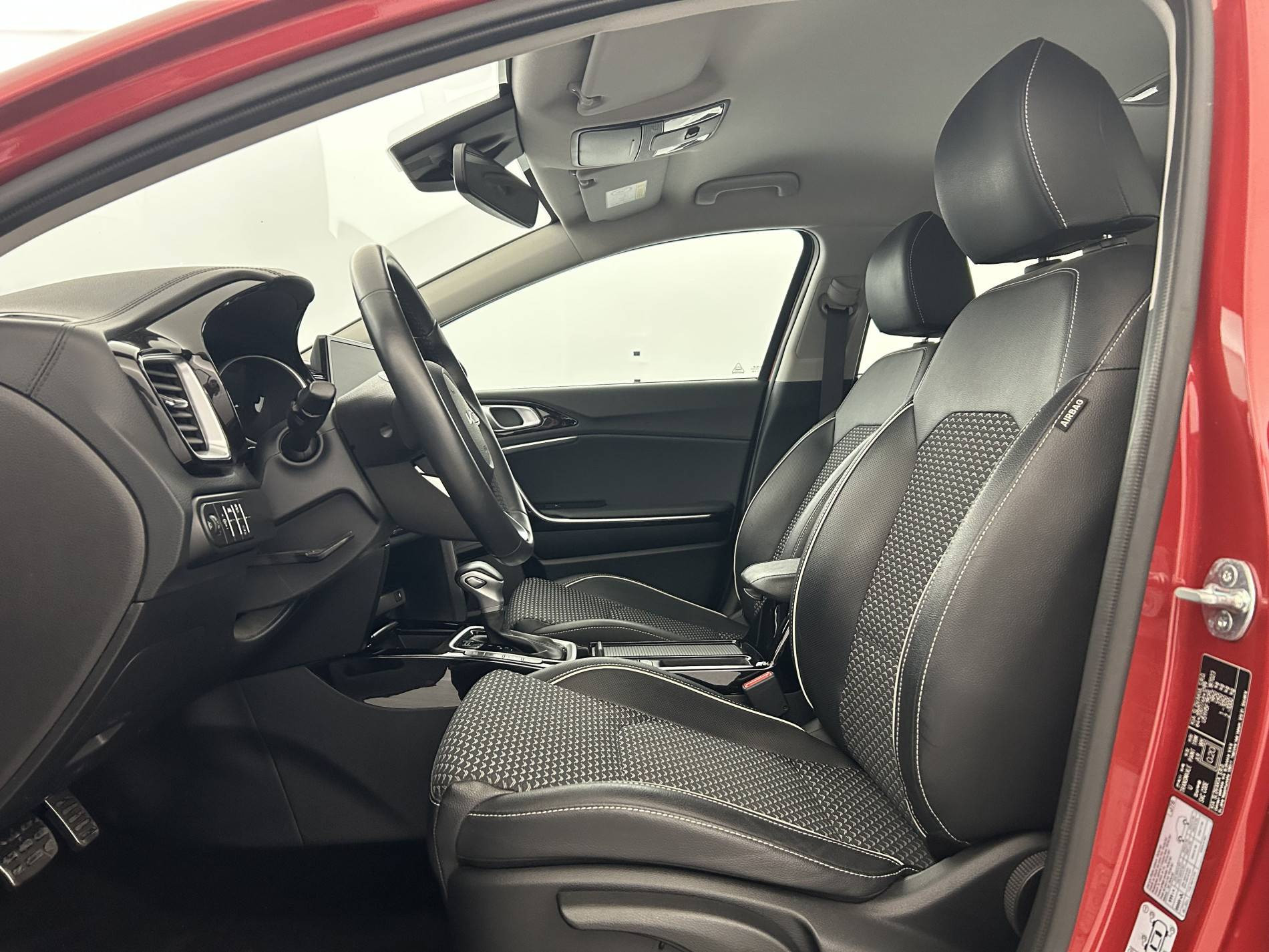 Vente en ligne Kia XCeed  1.6 CRDi 136 ch ISG MHEV DCT7 au prix de 22 480 €