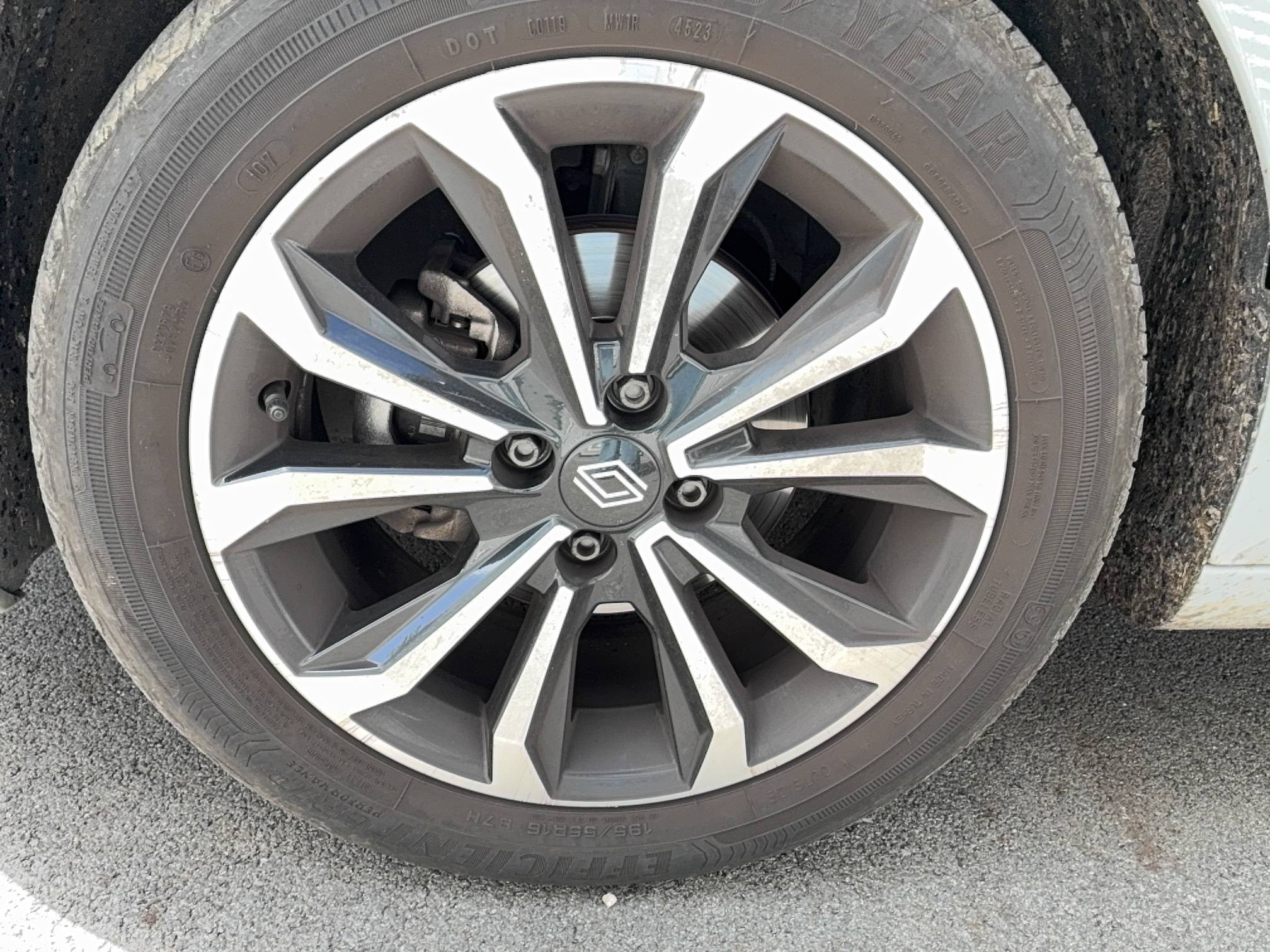 Vente en ligne Renault Clio 5 Clio TCe 90 au prix de 16 390 €
