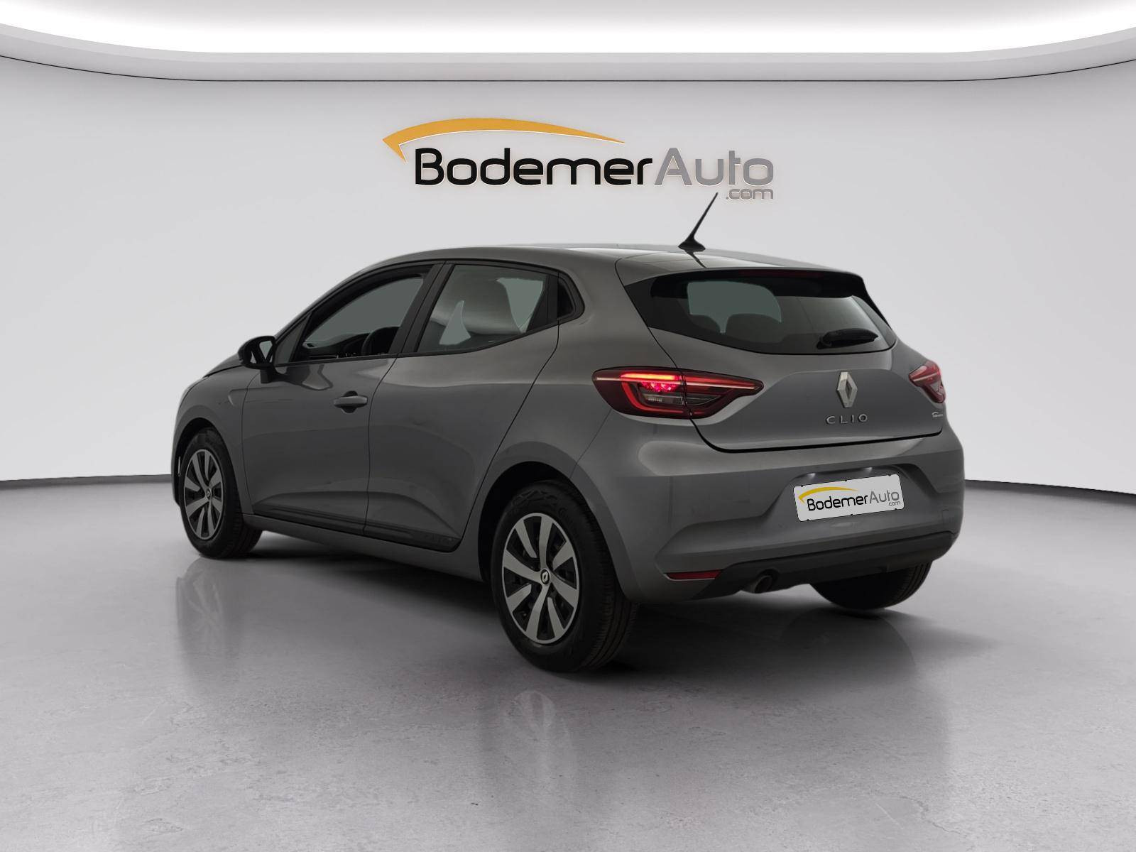 Vente en ligne Renault Clio 5 Clio TCe 90 au prix de 14 790 €