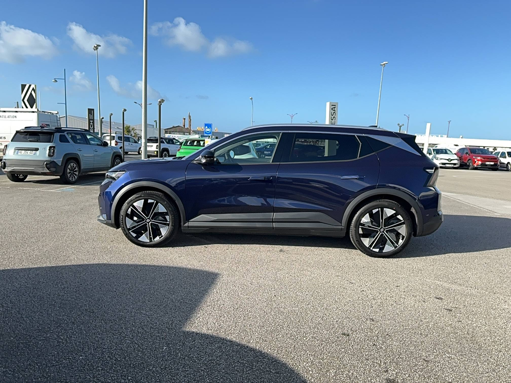 Vente en ligne Renault Scenic E-Tech  220 ch grande autonomie au prix de 44 900 €