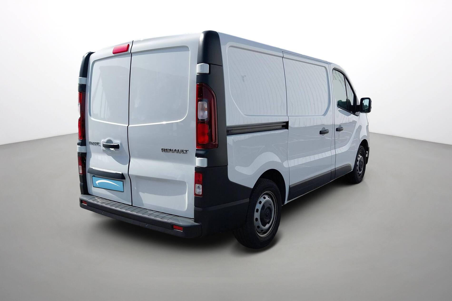 Vente en ligne Renault Trafic 3 Fourgon TRAFIC FGN L1H1 2800 KG BLUE DCI 110 au prix de 21 490 €