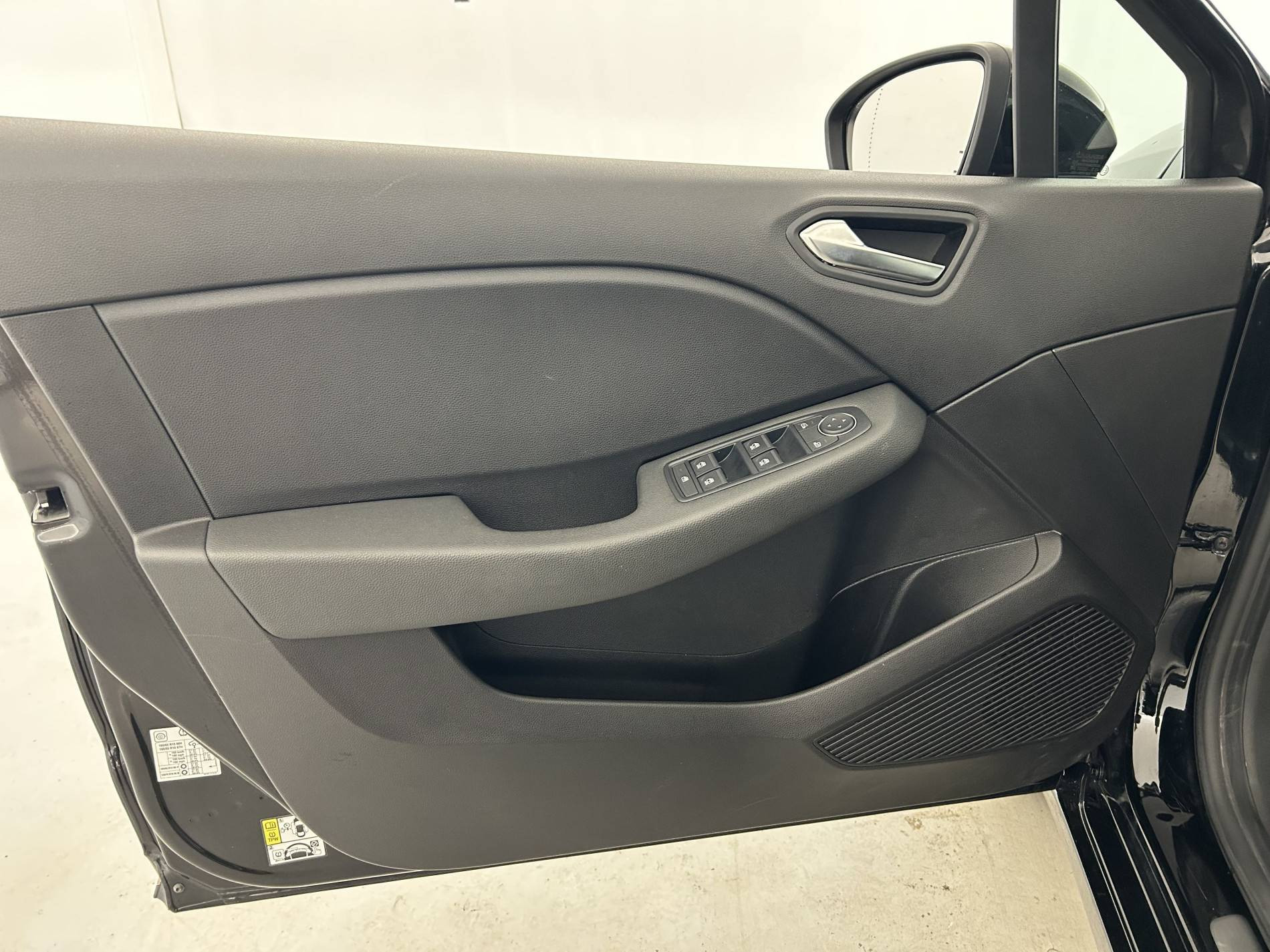 Vente en ligne Renault Clio 5 Clio TCe 90 - 21N au prix de 13 490 €