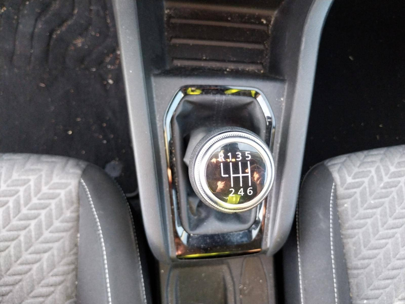 Vente en ligne Renault Clio 5 Clio TCe 100 GPL au prix de 14 490 €