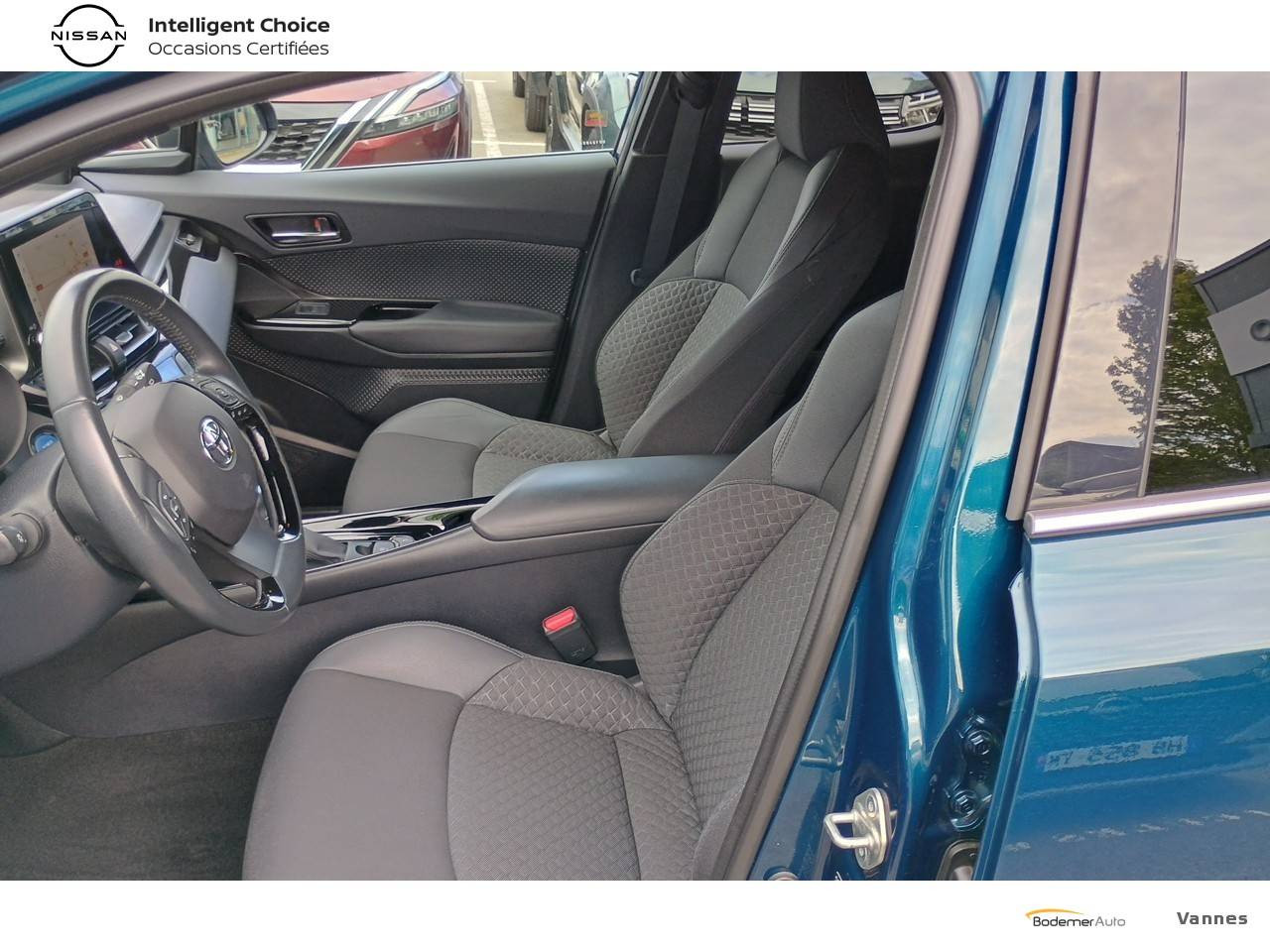 Vente en ligne Toyota C-HR C-HR Hybride 2.0L au prix de 24 990 €