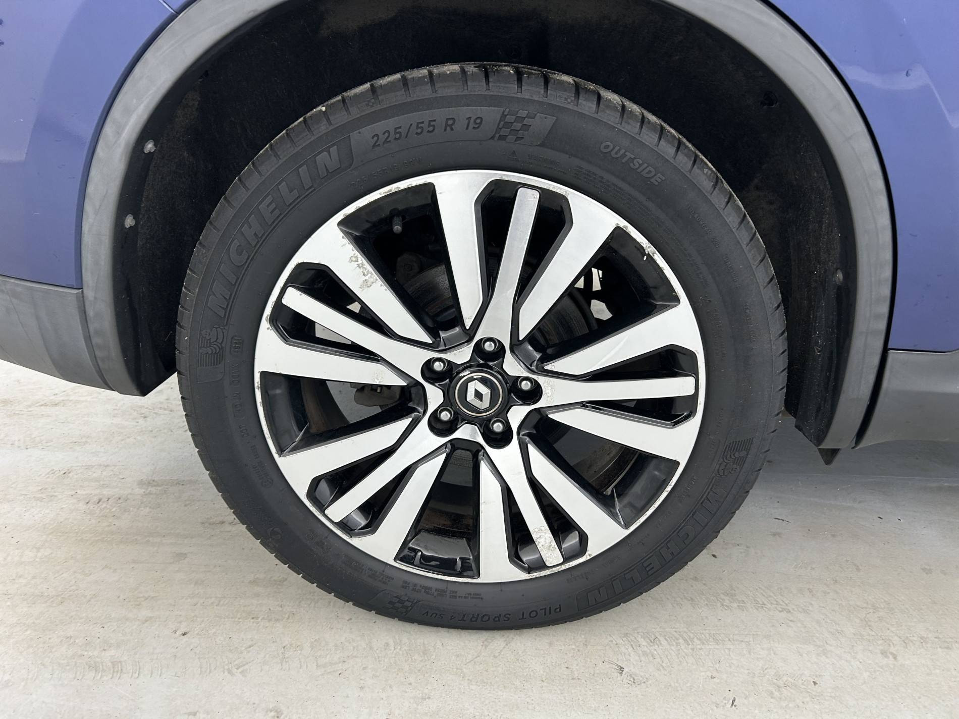 Vente en ligne Renault Koleos  dCi 175 4x2 X-tronic Energy au prix de 19 590 €