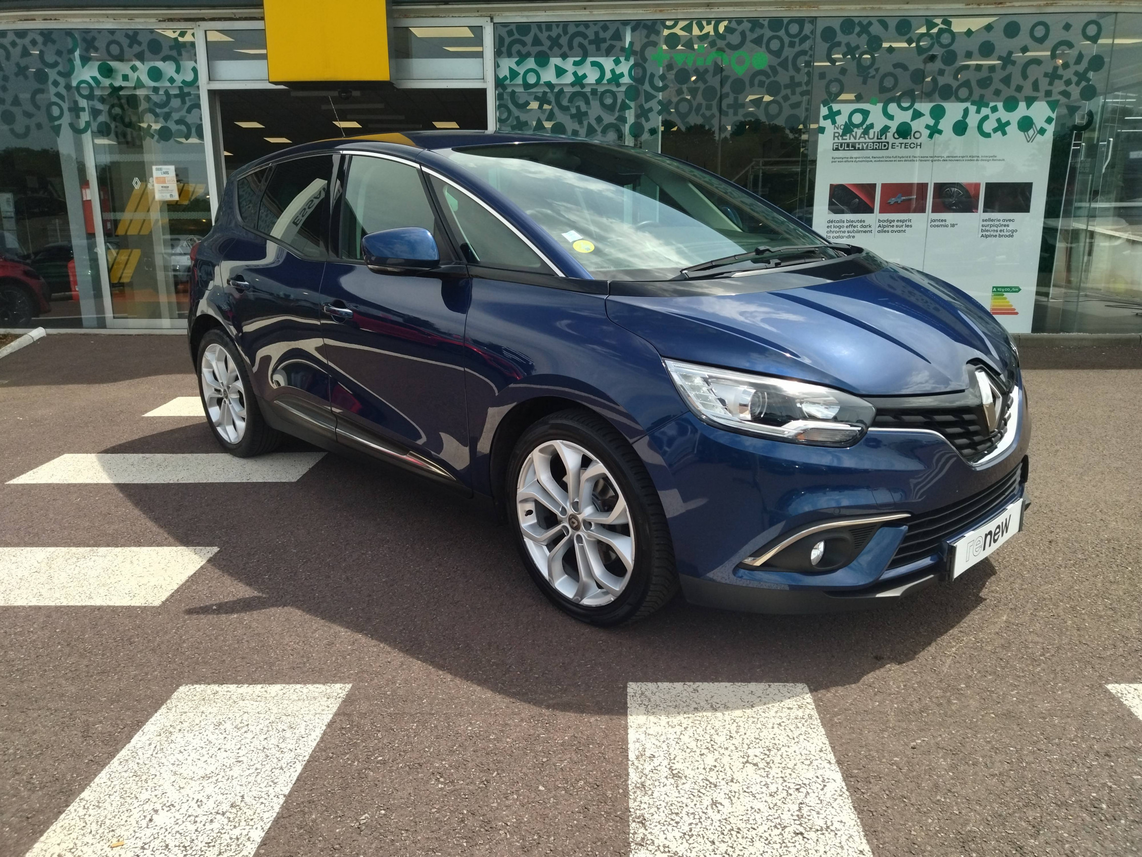 Vente en ligne Renault Scenic 4 Scenic Blue dCi 120 au prix de 16 990 €