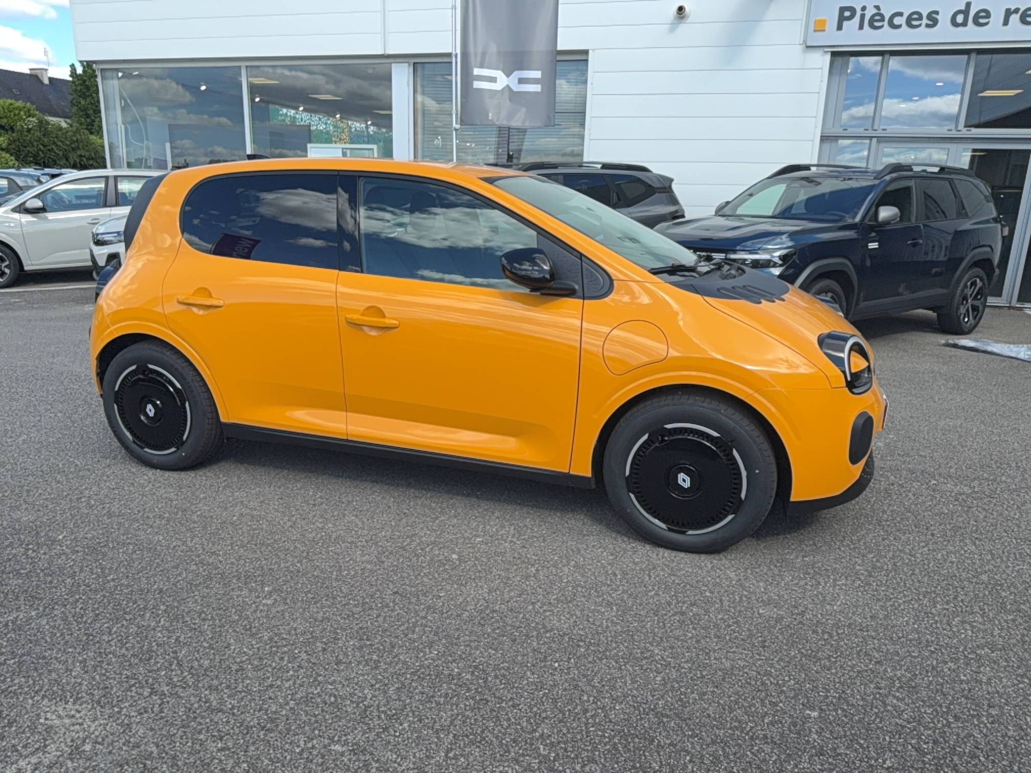 Vente en ligne Renault Twingo Electrique  80 ch autonomie urbaine au prix de 18 370 €