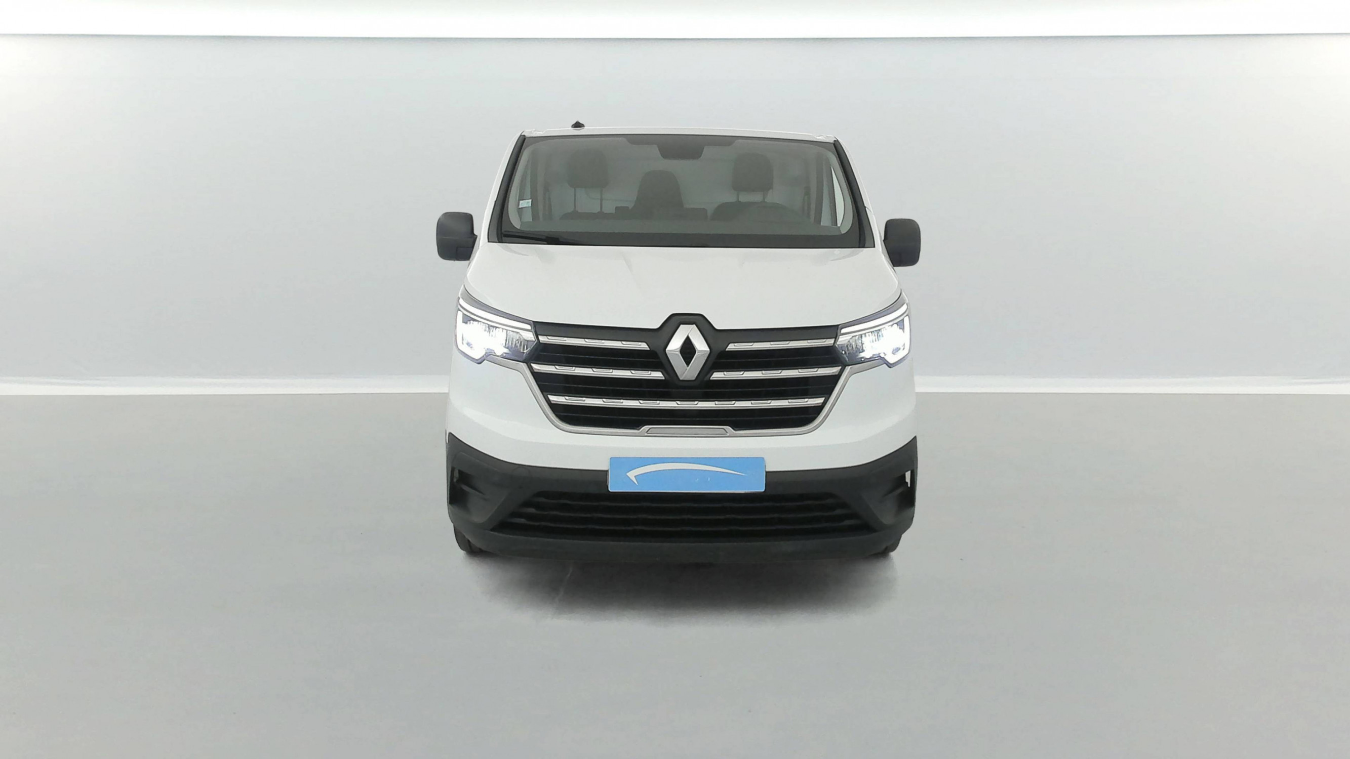 Vente en ligne Renault Trafic 3 Fourgon TRAFIC FGN L1H1 2800 KG BLUE DCI 130 au prix de 19 490 €