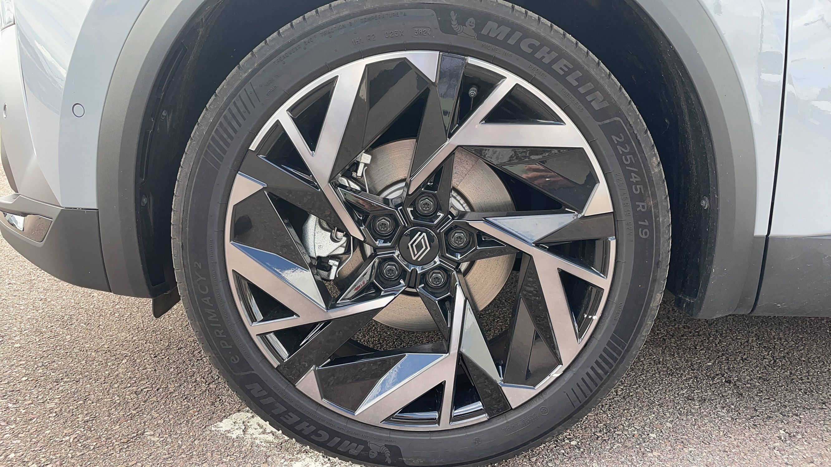 Vente en ligne Renault Symbioz  E-Tech full hybrid 145 au prix de 26 991 €