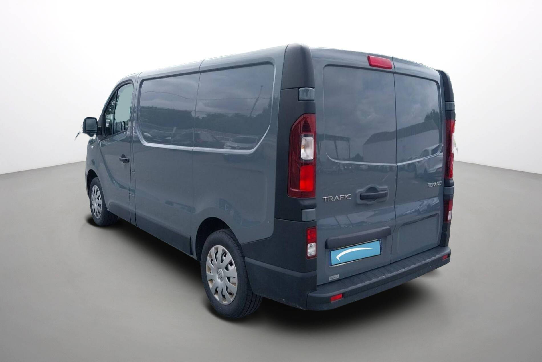 Vente en ligne Renault Trafic 3 Fourgon TRAFIC FGN L1H1 1000 KG DCI 120 au prix de 21 890 €
