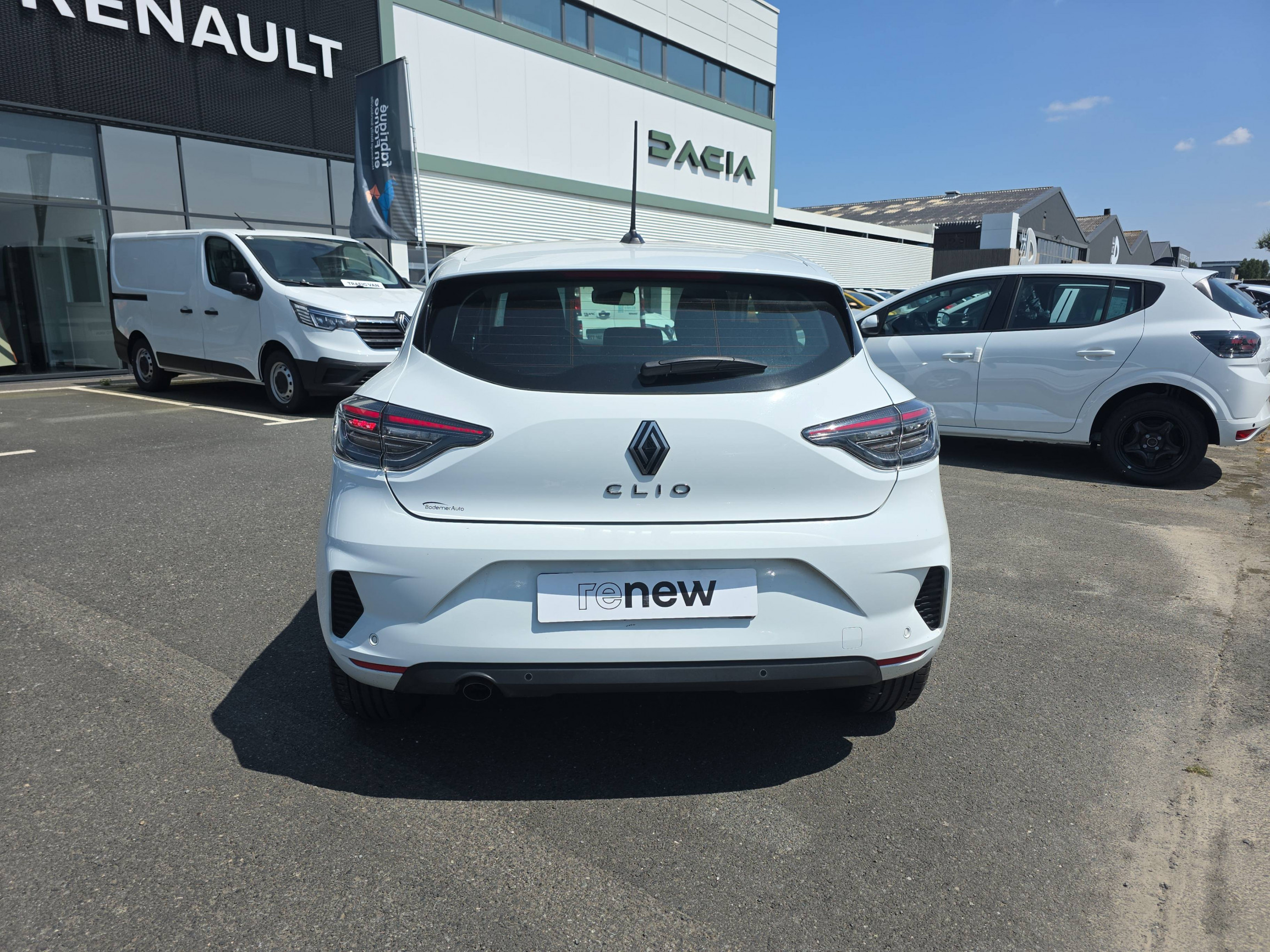 Vente en ligne Renault Clio 5 Clio TCe 90 ch GSR2 au prix de 15 990 €