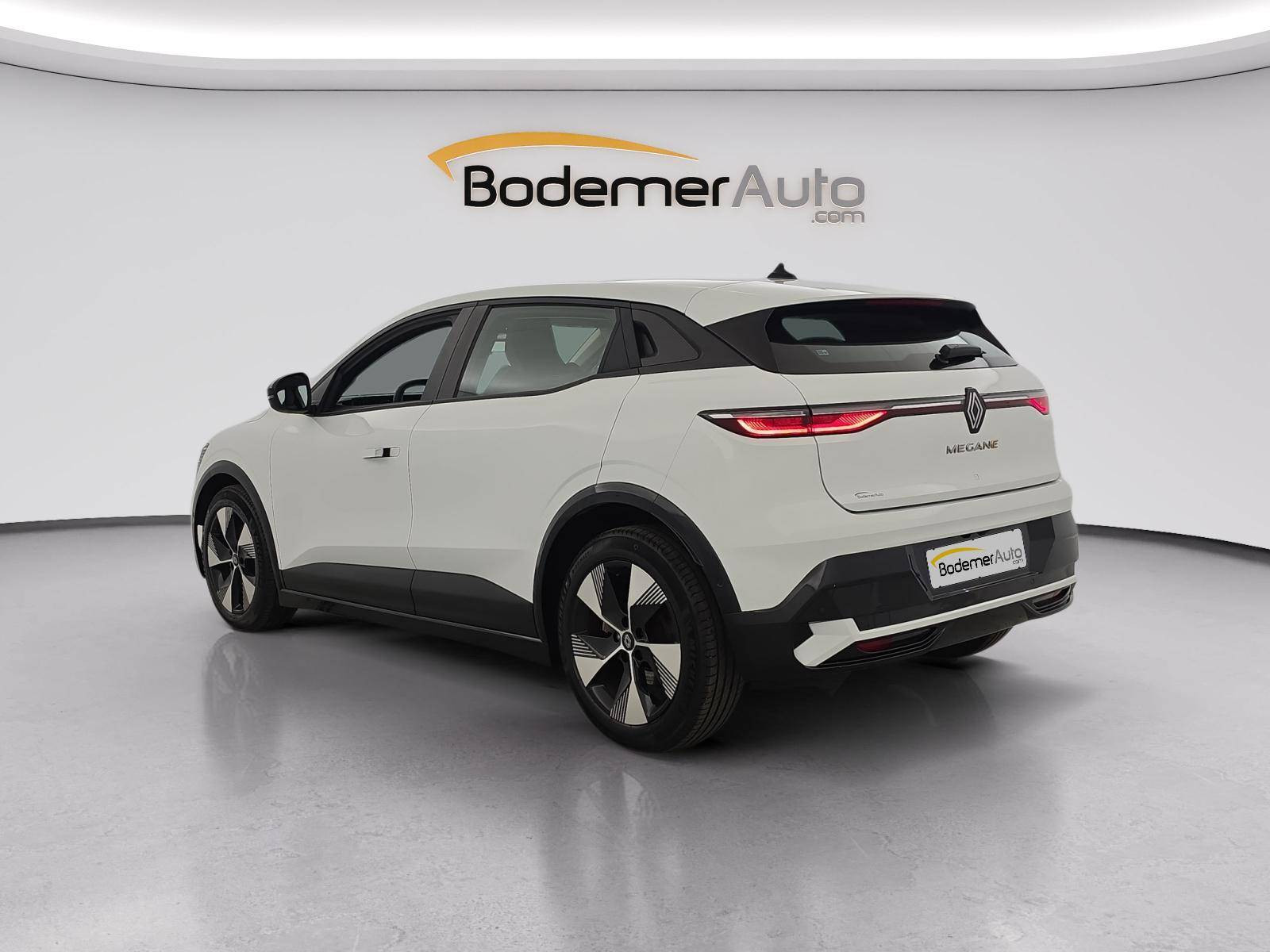 Vente en ligne Renault Megane E-Tech  EV40 130ch standard charge au prix de 21 500 €