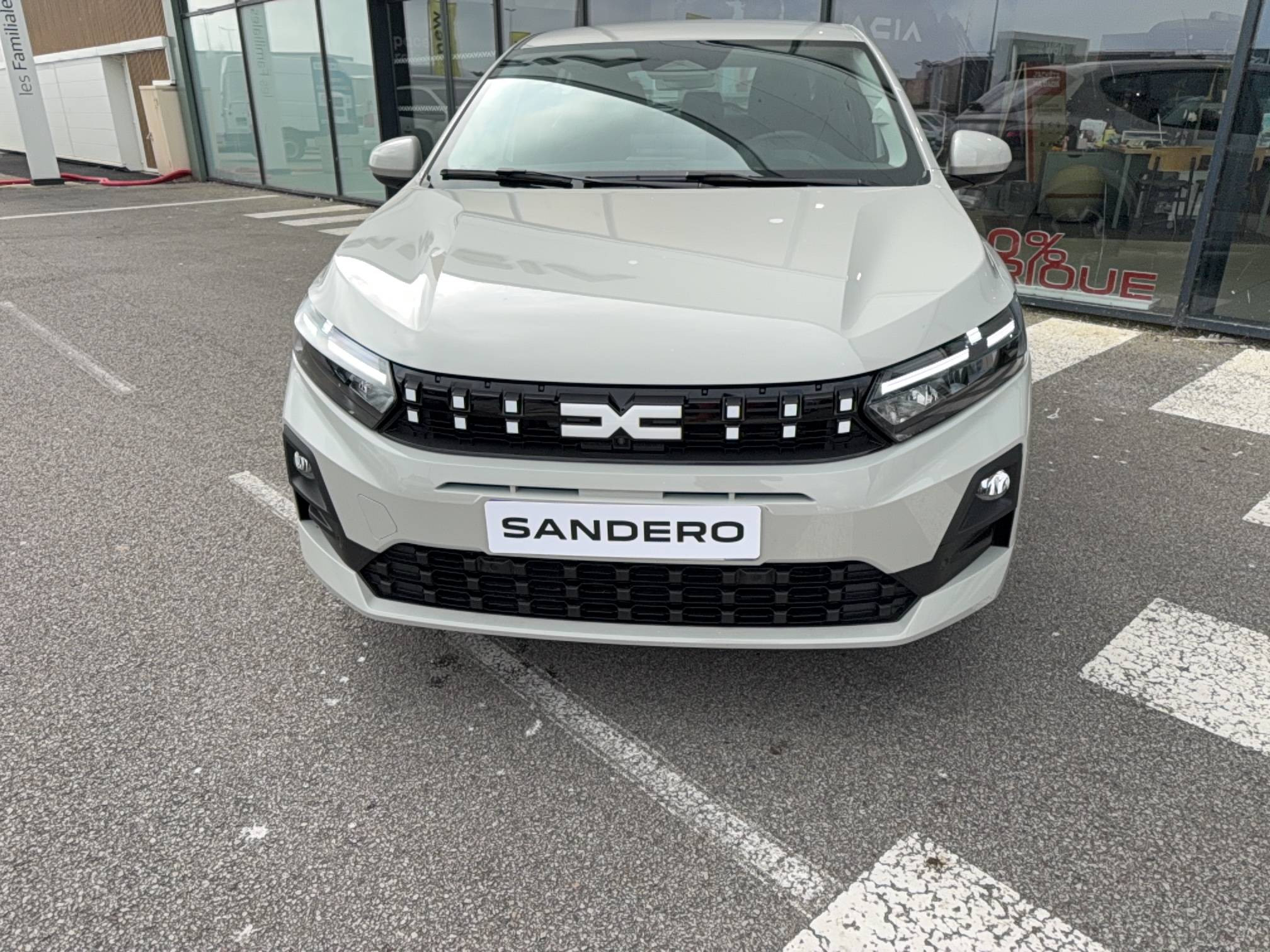 Vente en ligne Dacia Sandero  TCe 100 au prix de 18 450 €