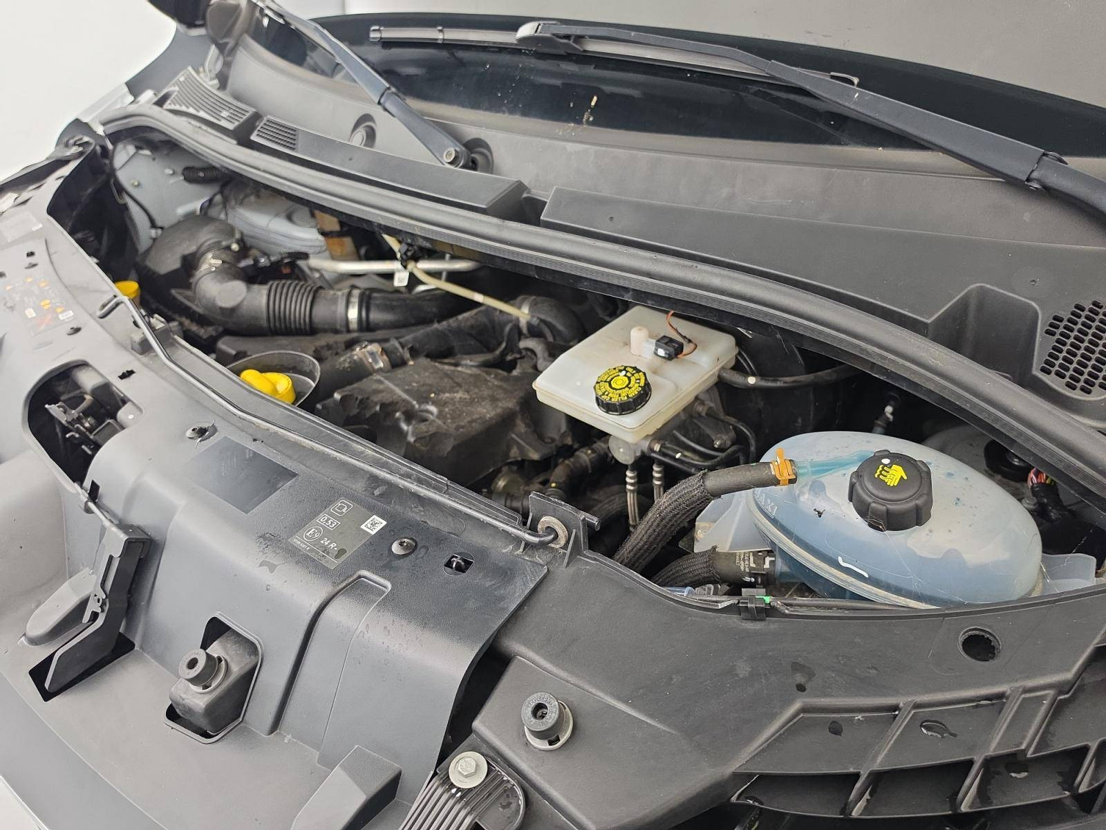 Vente en ligne Renault Master Fourgon MASTER FGN TRAC F3500 L3H3 BLUE DCI 135 au prix de 28 490 €