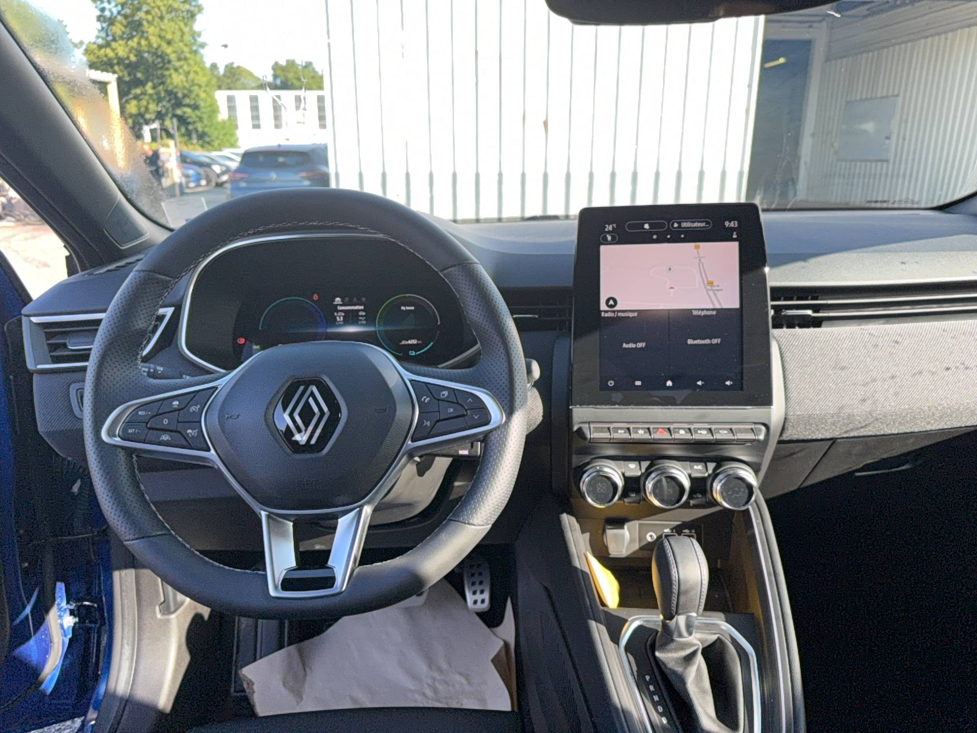 Vente en ligne Renault Clio 5 Clio E-Tech full hybrid 145 au prix de 22 490 €
