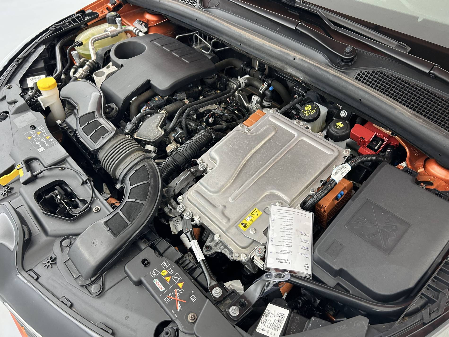 Vente en ligne Renault Clio 5 Clio E-Tech hybride 145 au prix de 15 490 €