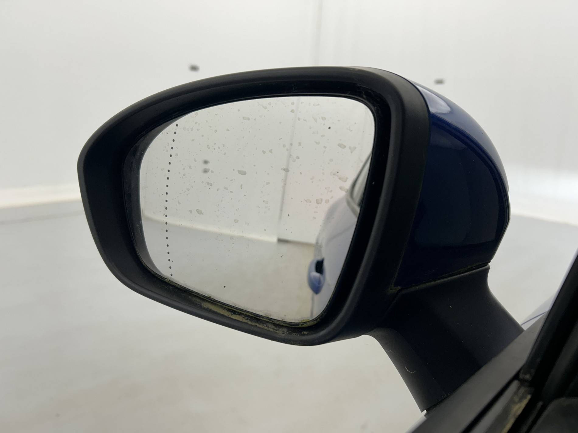 Vente en ligne Renault Clio 5 Clio E-Tech 140 - 21N au prix de 16 350 €