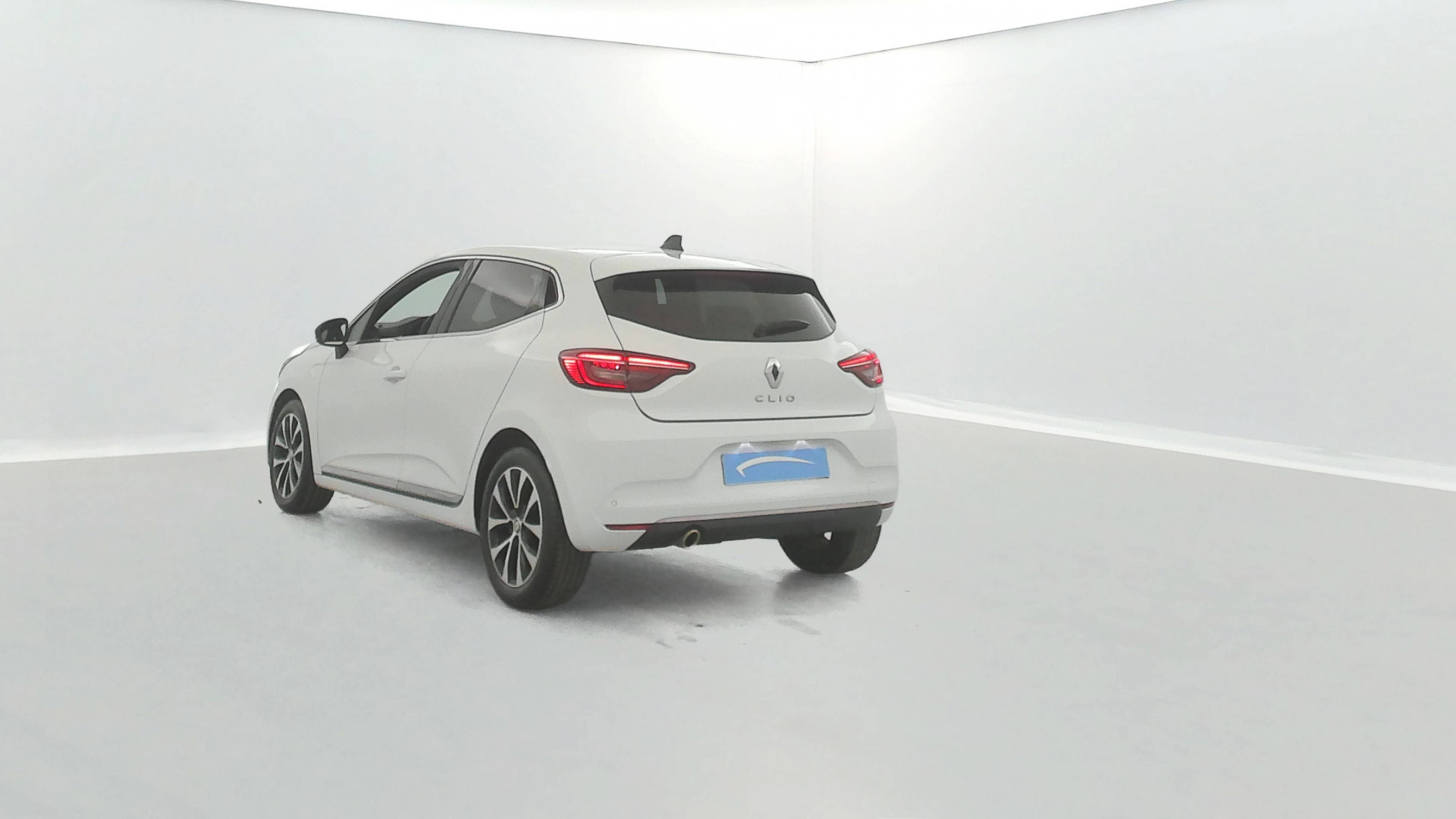Vente en ligne Renault Clio 5 Clio TCe 90 au prix de 15 690 €