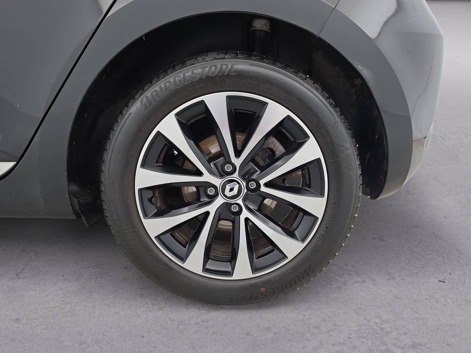 Vente en ligne Renault Clio 5 Clio TCe 100 GPL - 21N au prix de 14 990 €