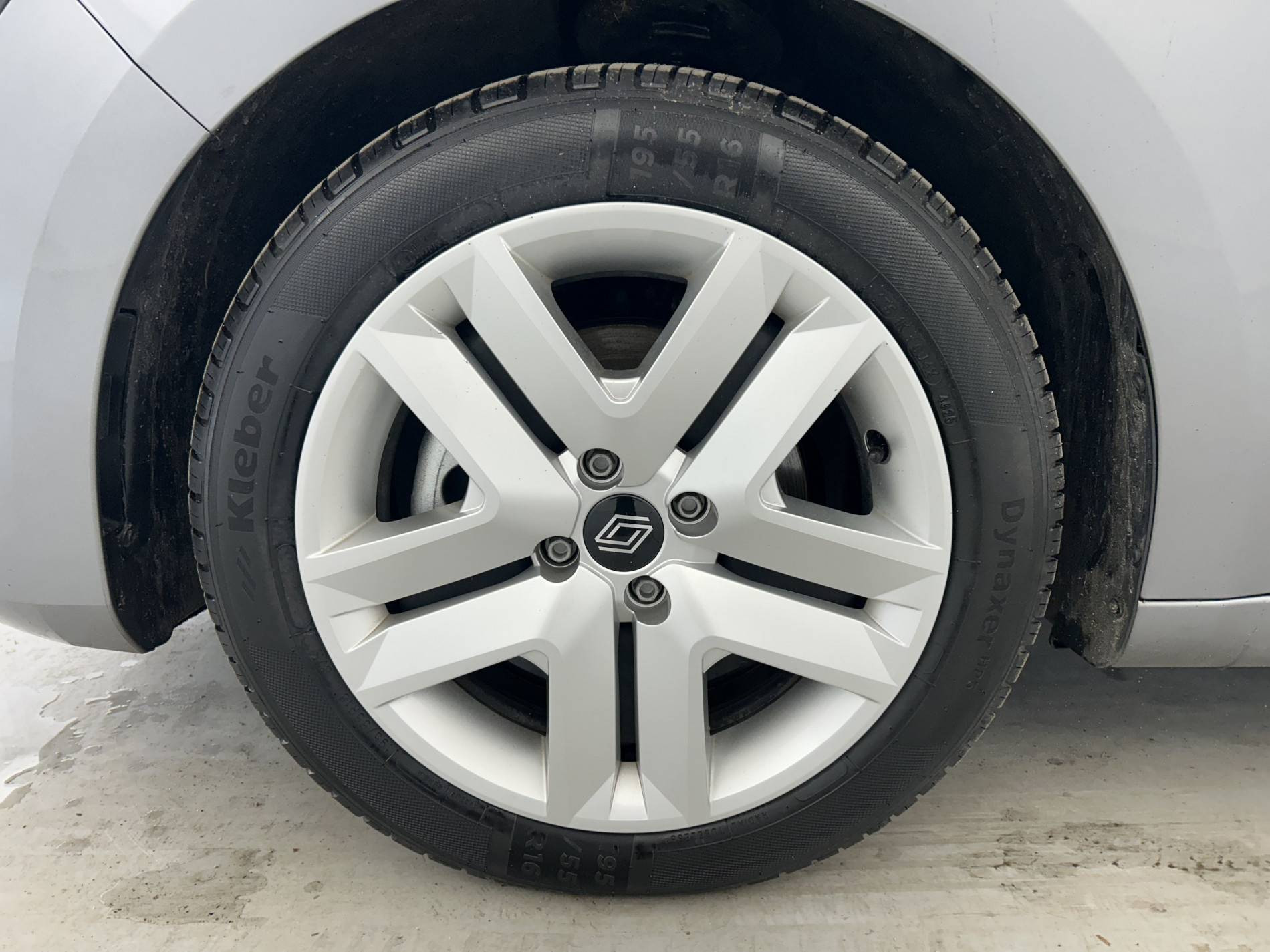 Vente en ligne Renault Clio 5 Clio E-Tech full hybrid 145 ch GSR2 au prix de 18 990 €