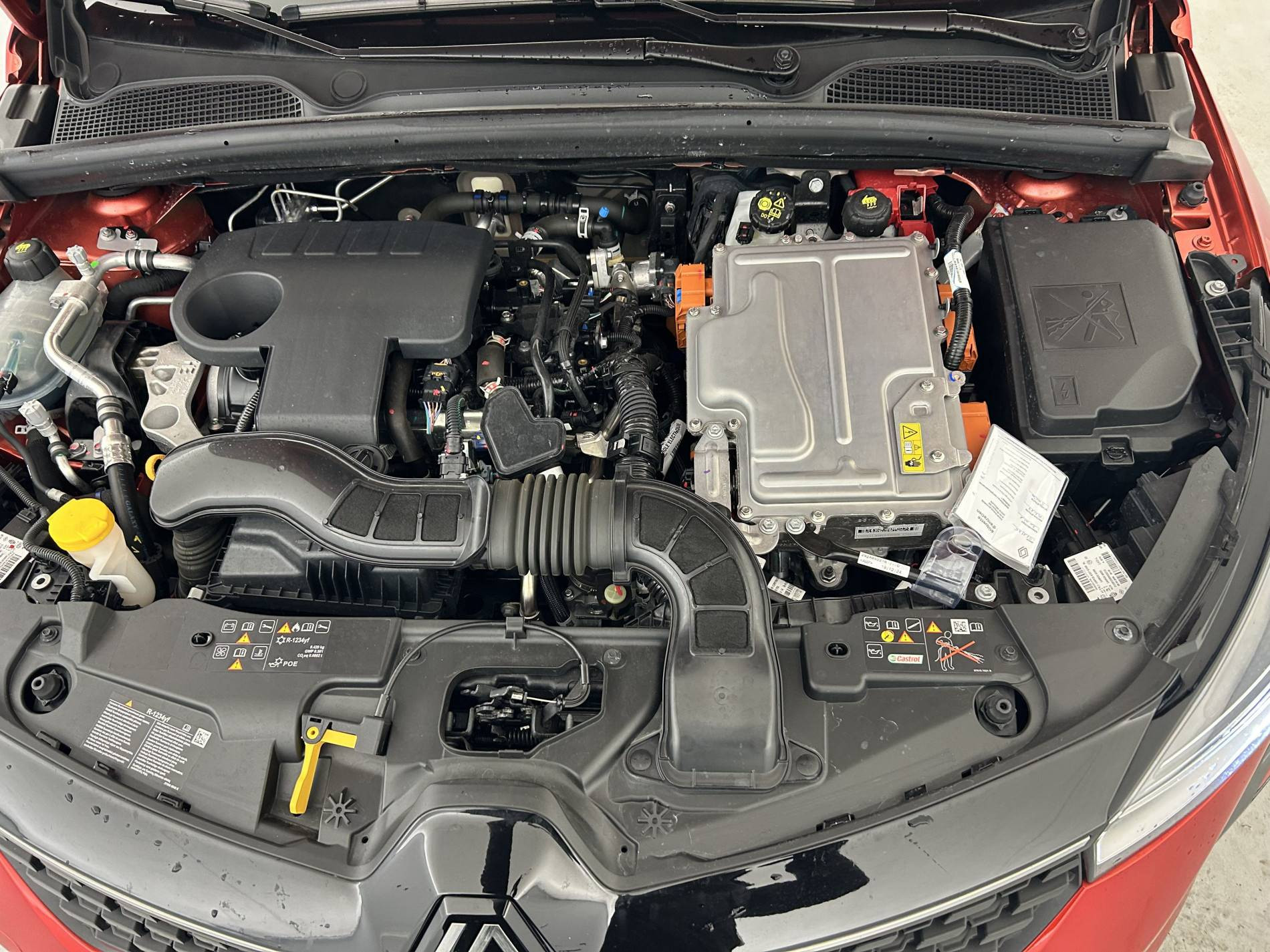 Vente en ligne Renault Clio 5 Clio E-Tech full hybrid 145 ch GSR2 au prix de 18 990 €