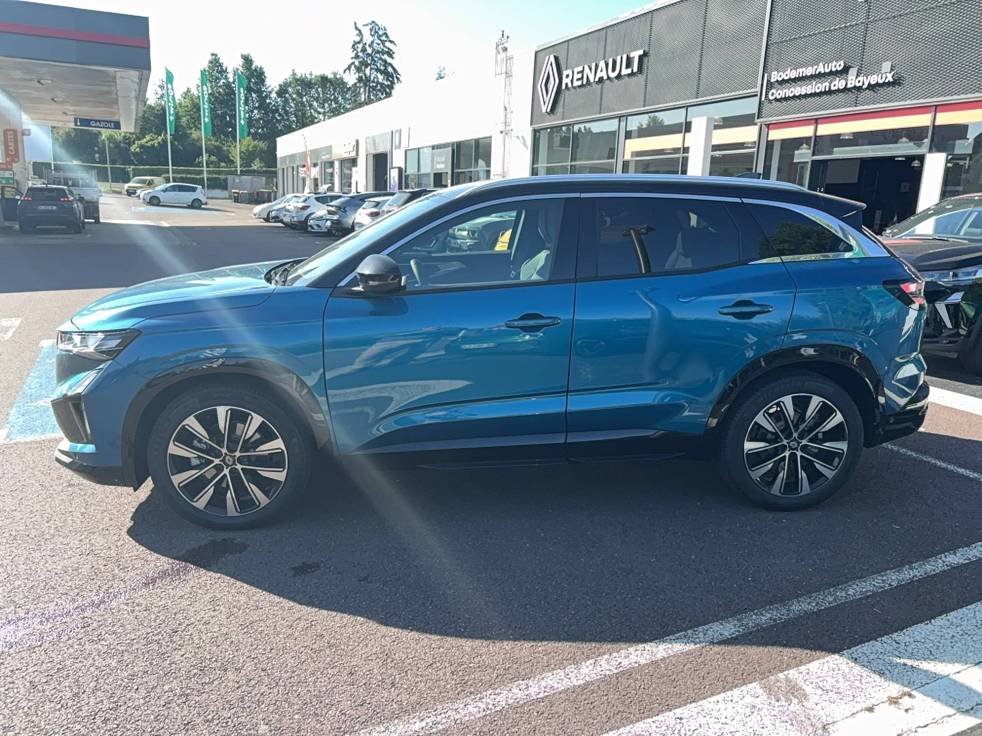 Vente en ligne Renault Austral  full hybrid E-Tech 200 ch au prix de 40 590 €