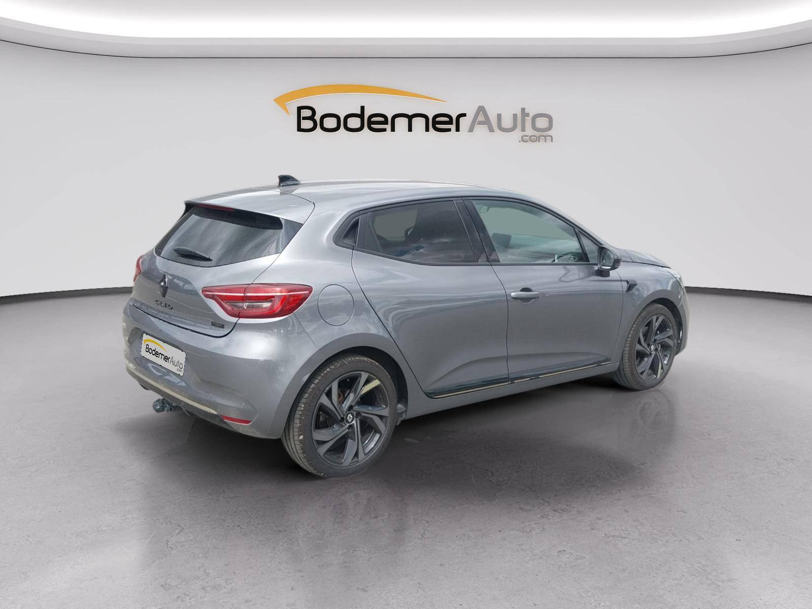 Vente en ligne Renault Clio 5 Clio E-Tech full hybrid 145 au prix de 17 990 €
