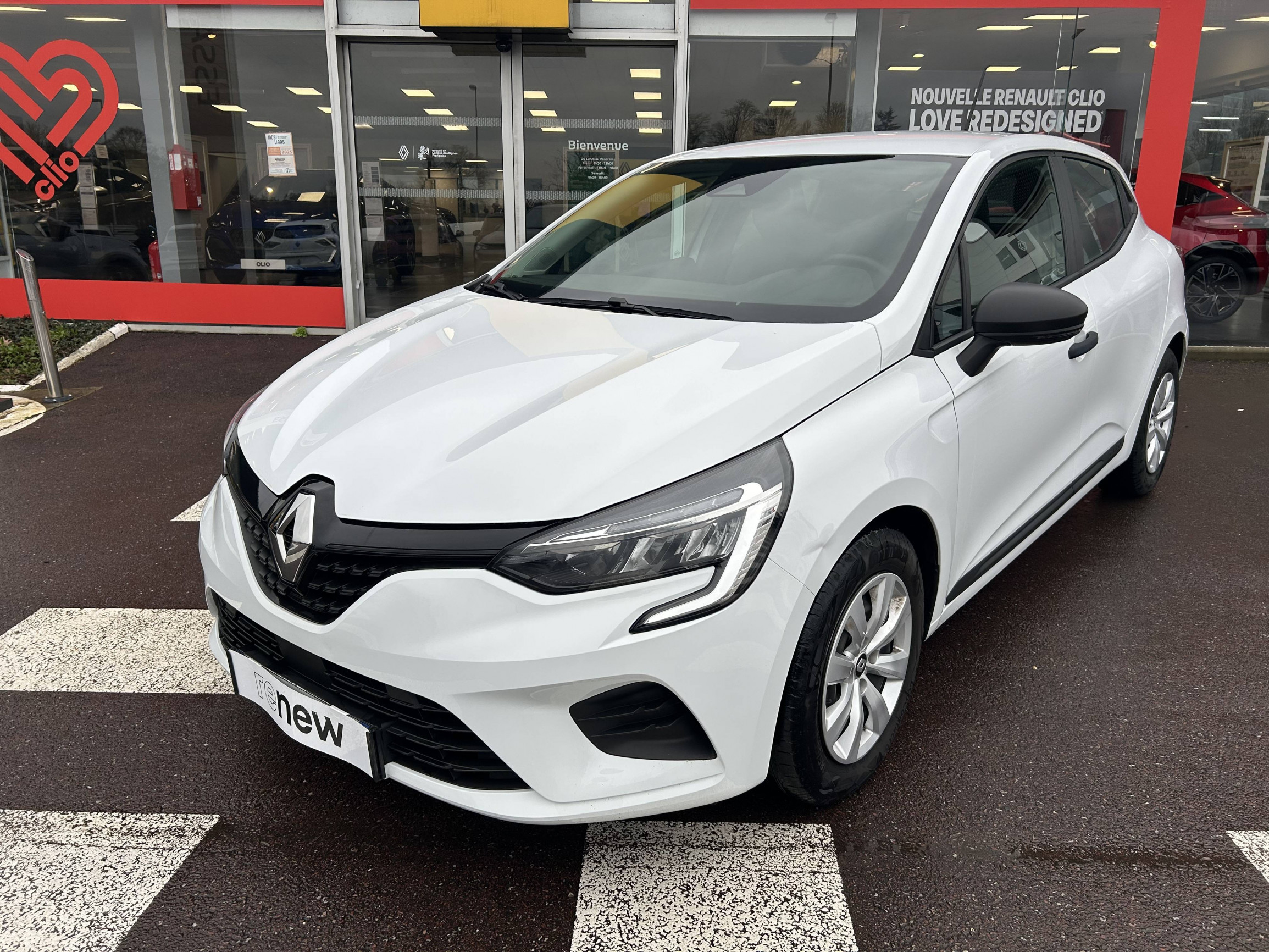 Renault Clio 5 Clio SCe 65 occasion de 2023 en vente à Saint-Lô
