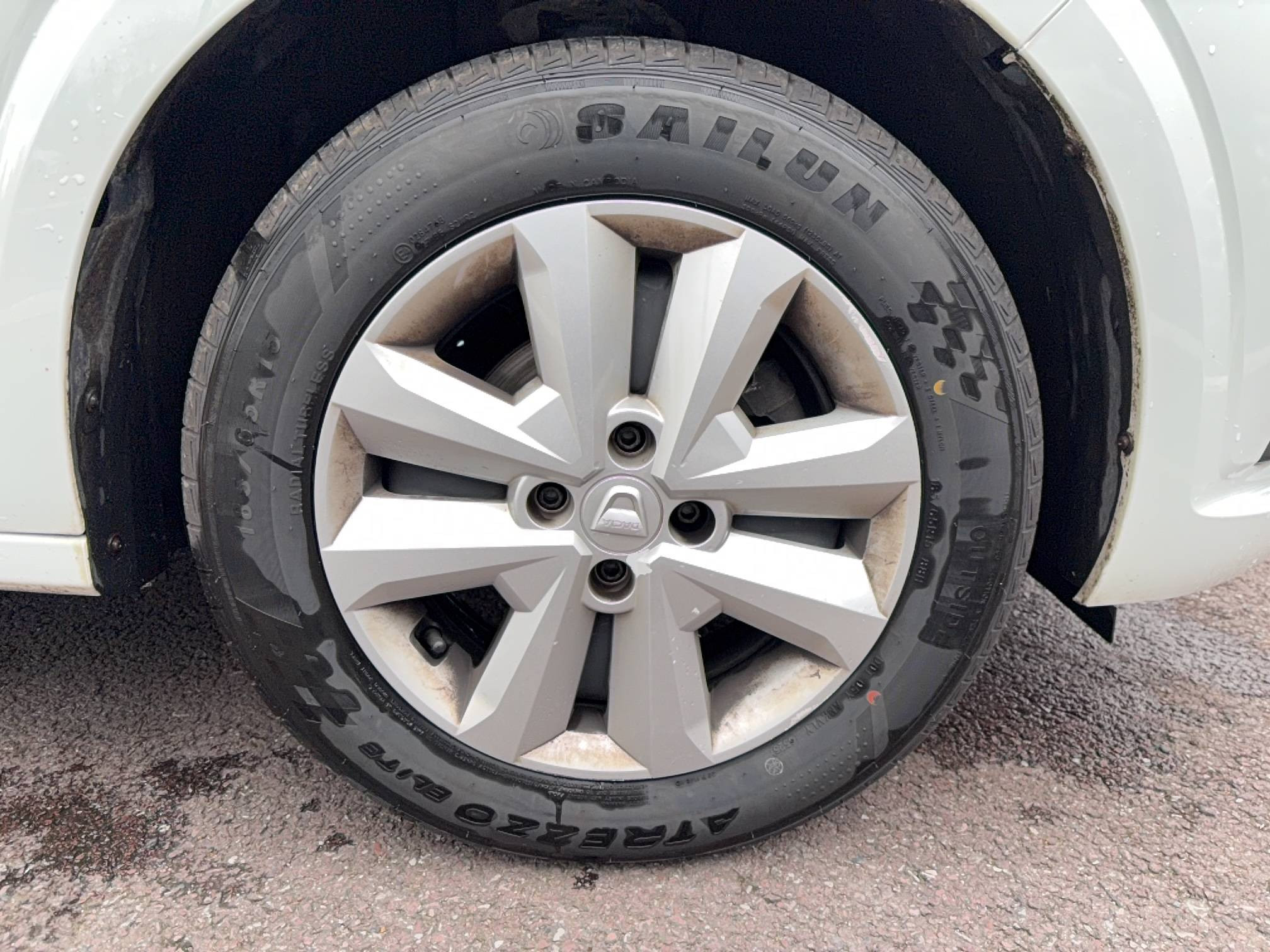 Vente en ligne Dacia Sandero  SCe 65 au prix de 8 990 €