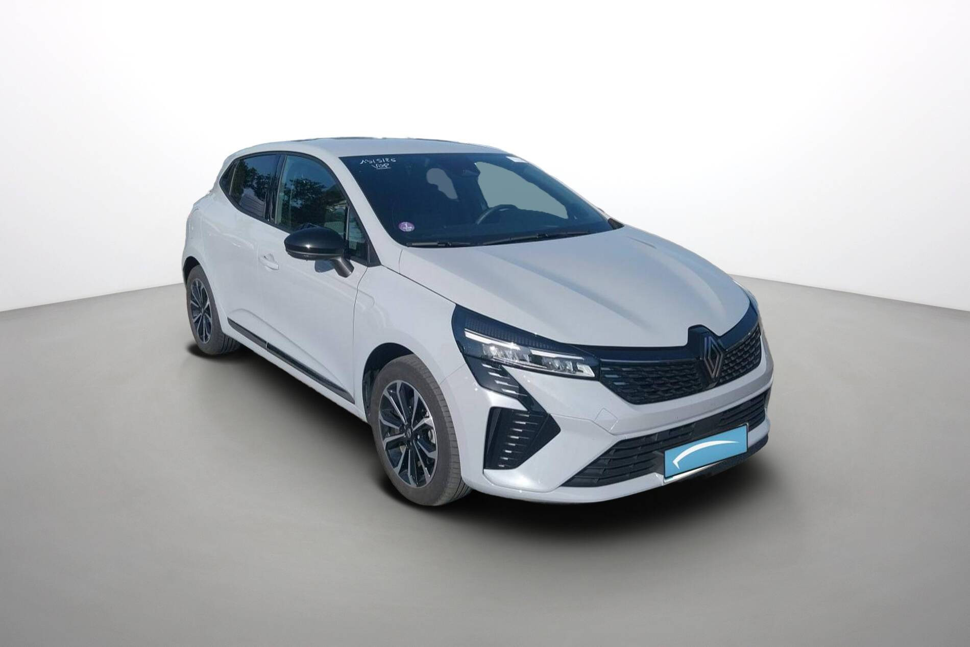 Vente en ligne Renault Clio 5 Clio E-Tech full hybrid 145 au prix de 18 990 €