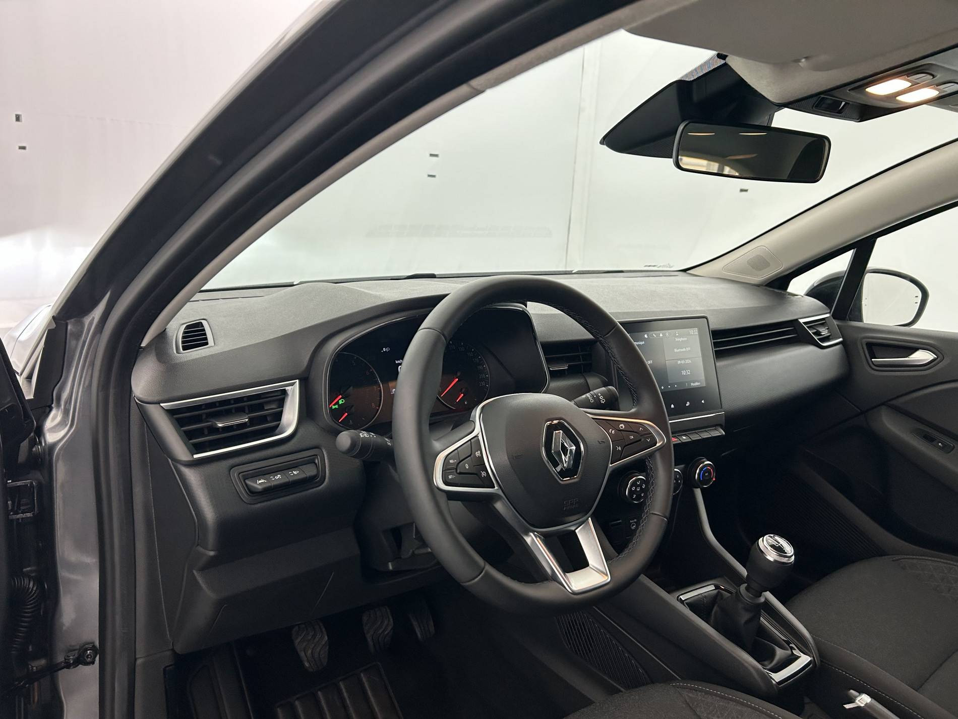 Vente en ligne Renault Clio 5 Clio TCe 90 au prix de 14 500 €
