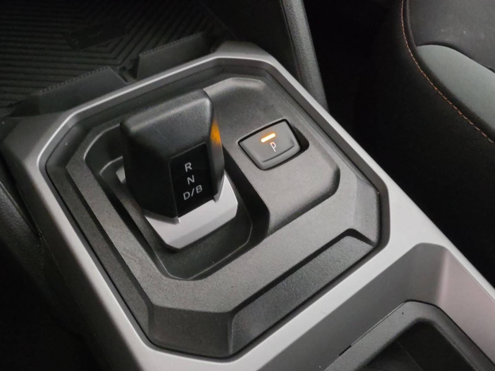 Vente en ligne Dacia Duster  Hybrid 140 au prix de 24 990 €