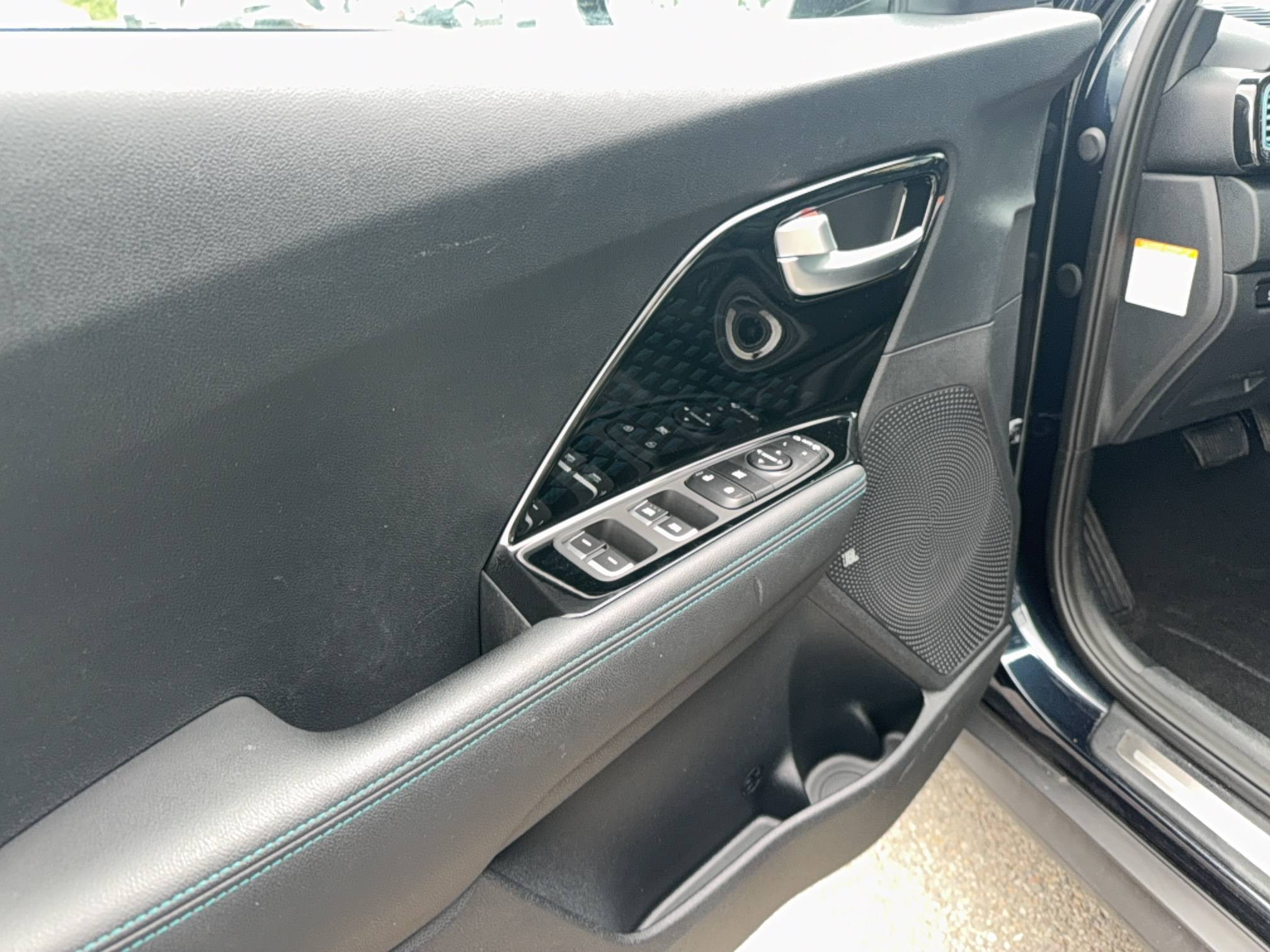 Vente en ligne Kia e-Niro  Electrique 204 ch au prix de 22 590 €