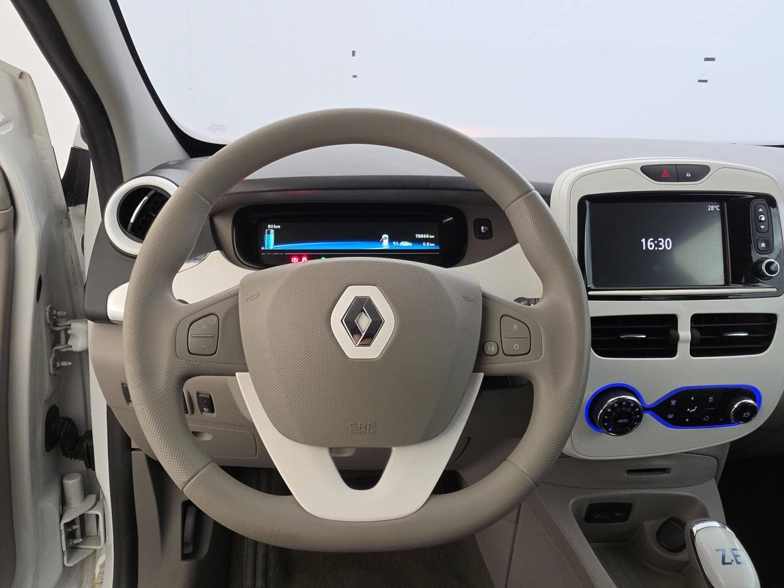 Vente en ligne Renault Zoé  achat intégral au prix de 7 890 €