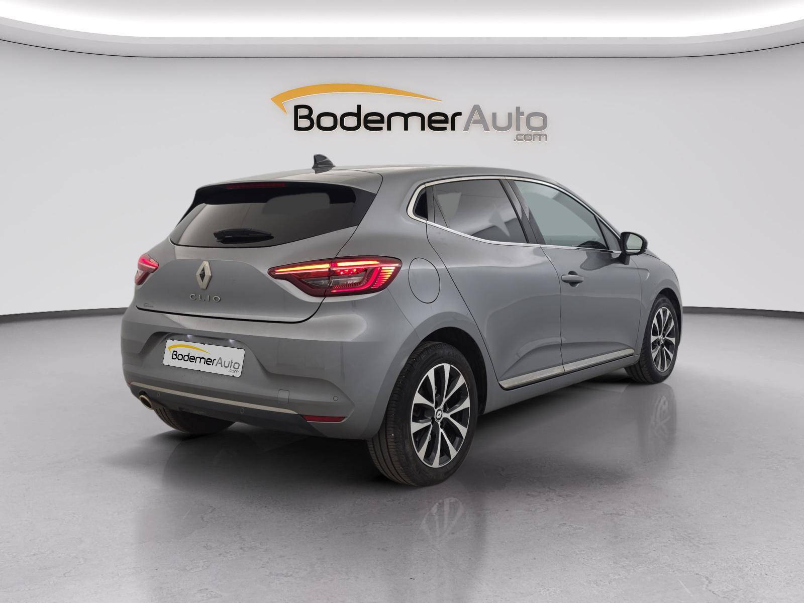 Vente en ligne Renault Clio 5 Clio TCe 90 au prix de 15 490 €