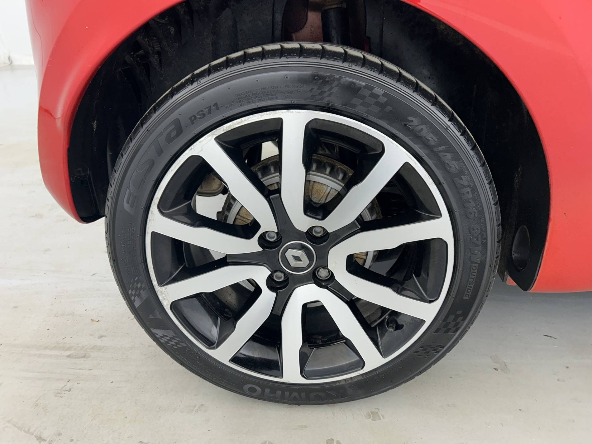 Vente en ligne Renault Twingo 3  0.9 TCe 90 Energy au prix de 9 390 €