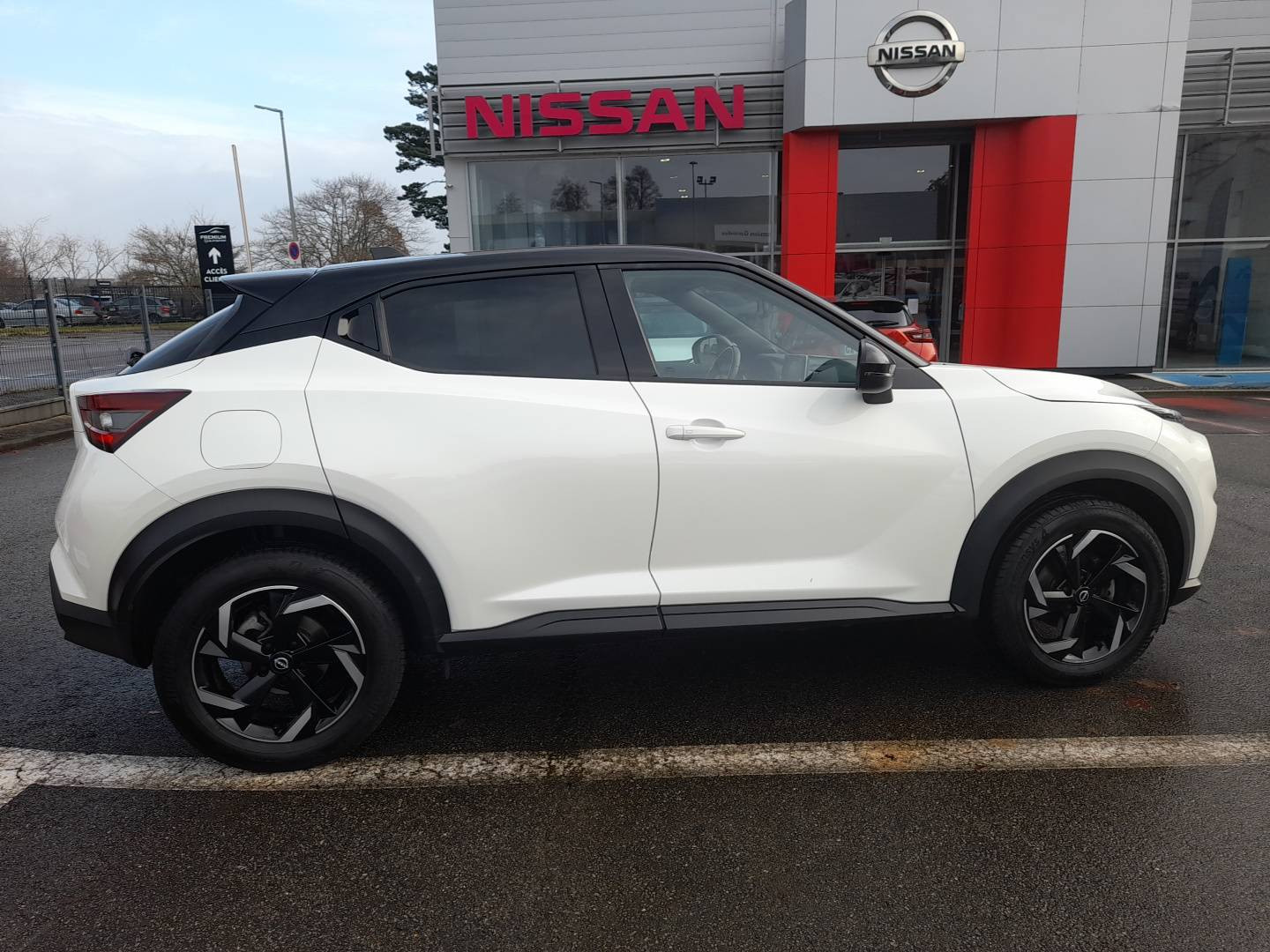 Vente en ligne Nissan Juke F16A SHADOW DIG-T 114 au prix de 18 690 €