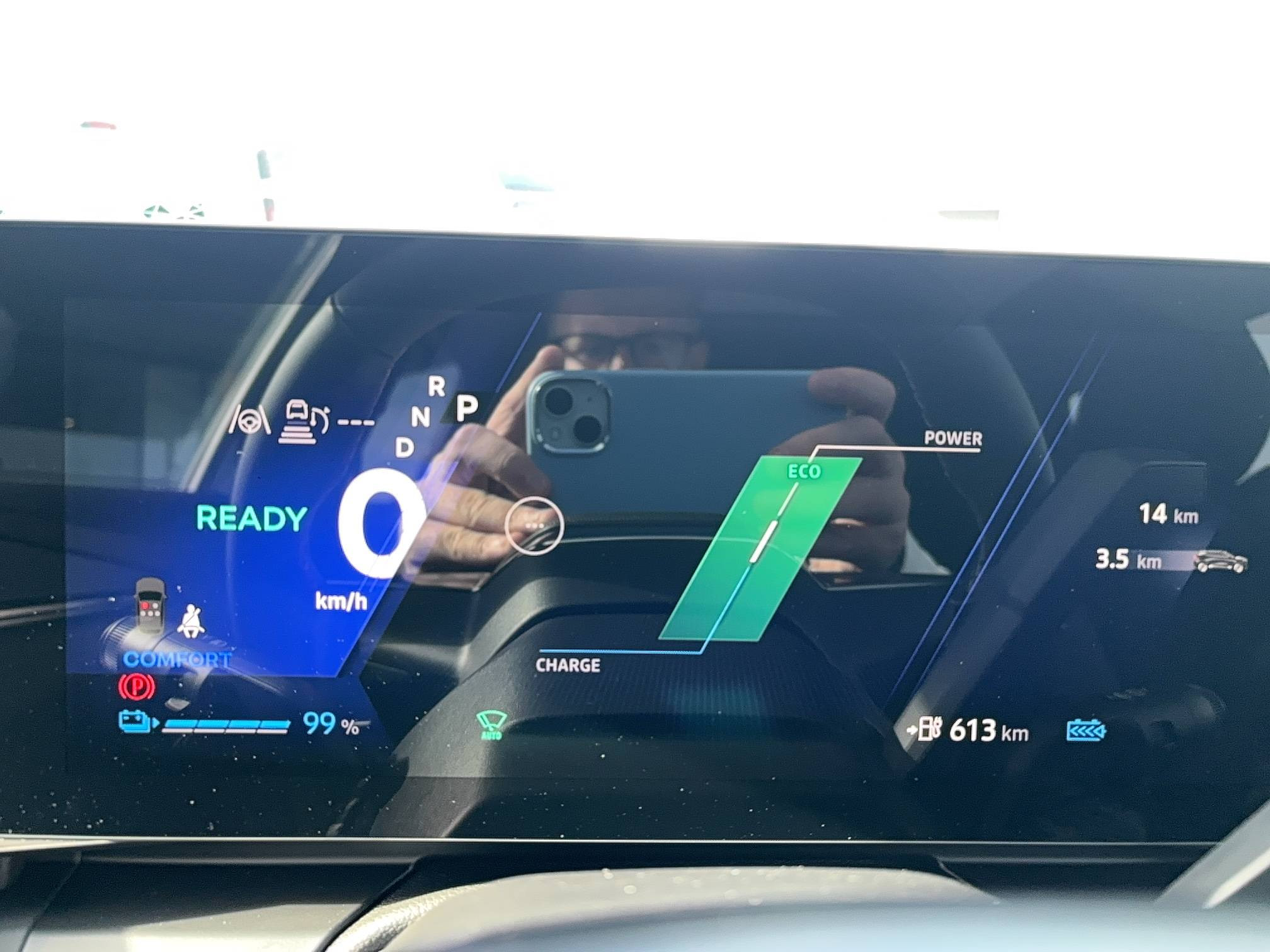 Vente en ligne Renault Scenic E-Tech Scenic E-Tech électrique 220 ch grande autonomie au prix de 48 900 €