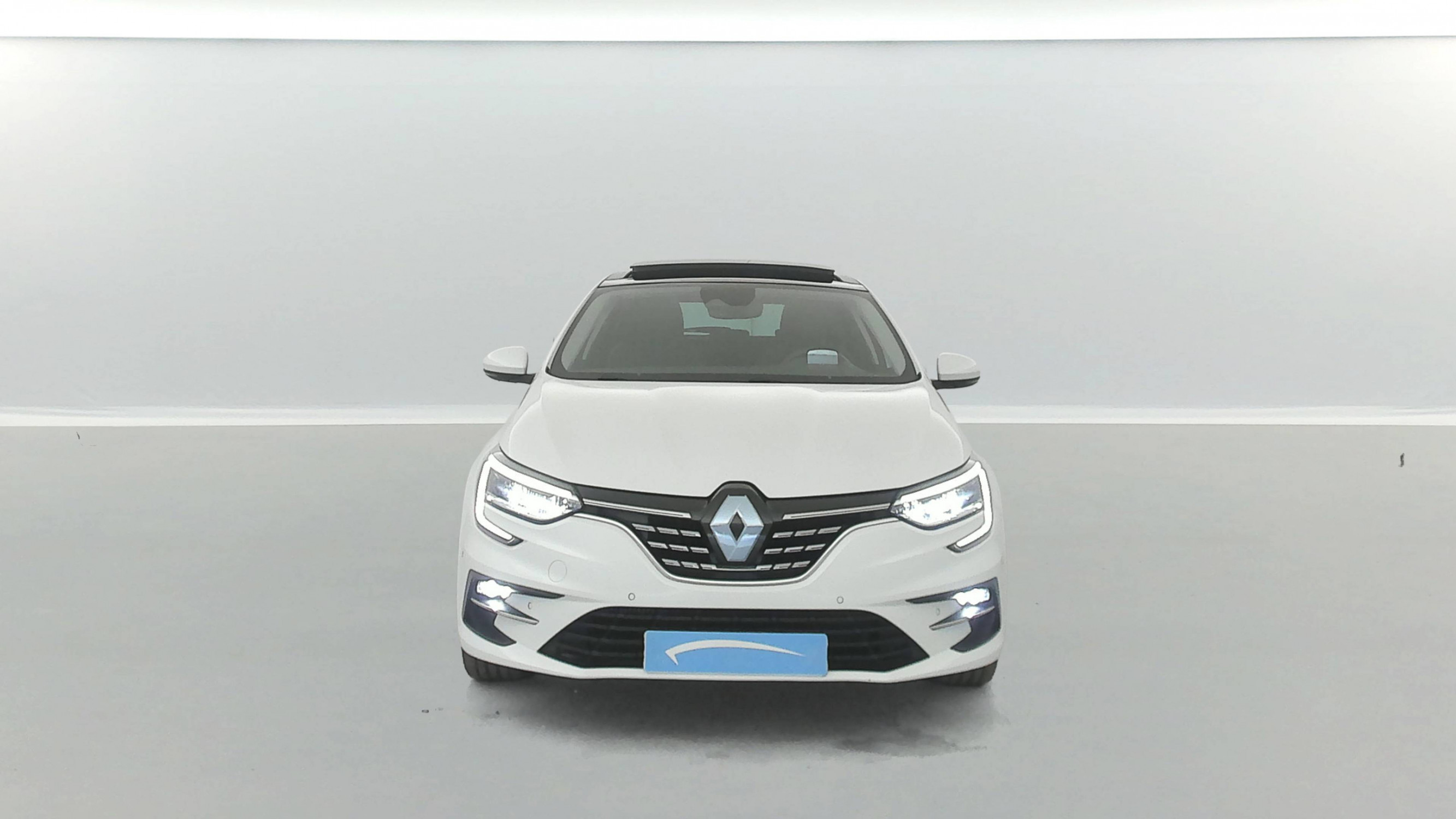 Vente en ligne Renault Megane 4  TCe 140 EDC au prix de 20 697 €