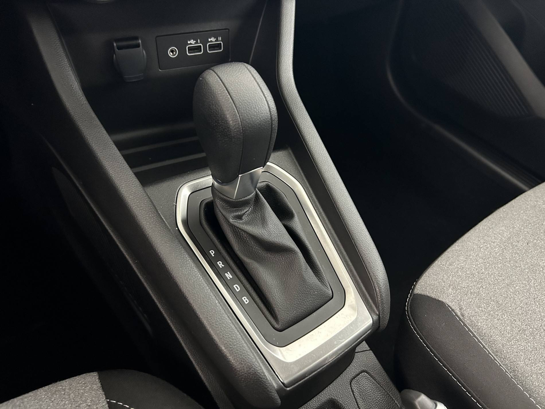 Vente en ligne Renault Clio 5 Clio E-Tech full hybrid 145 ch GSR2 au prix de 19 900 €