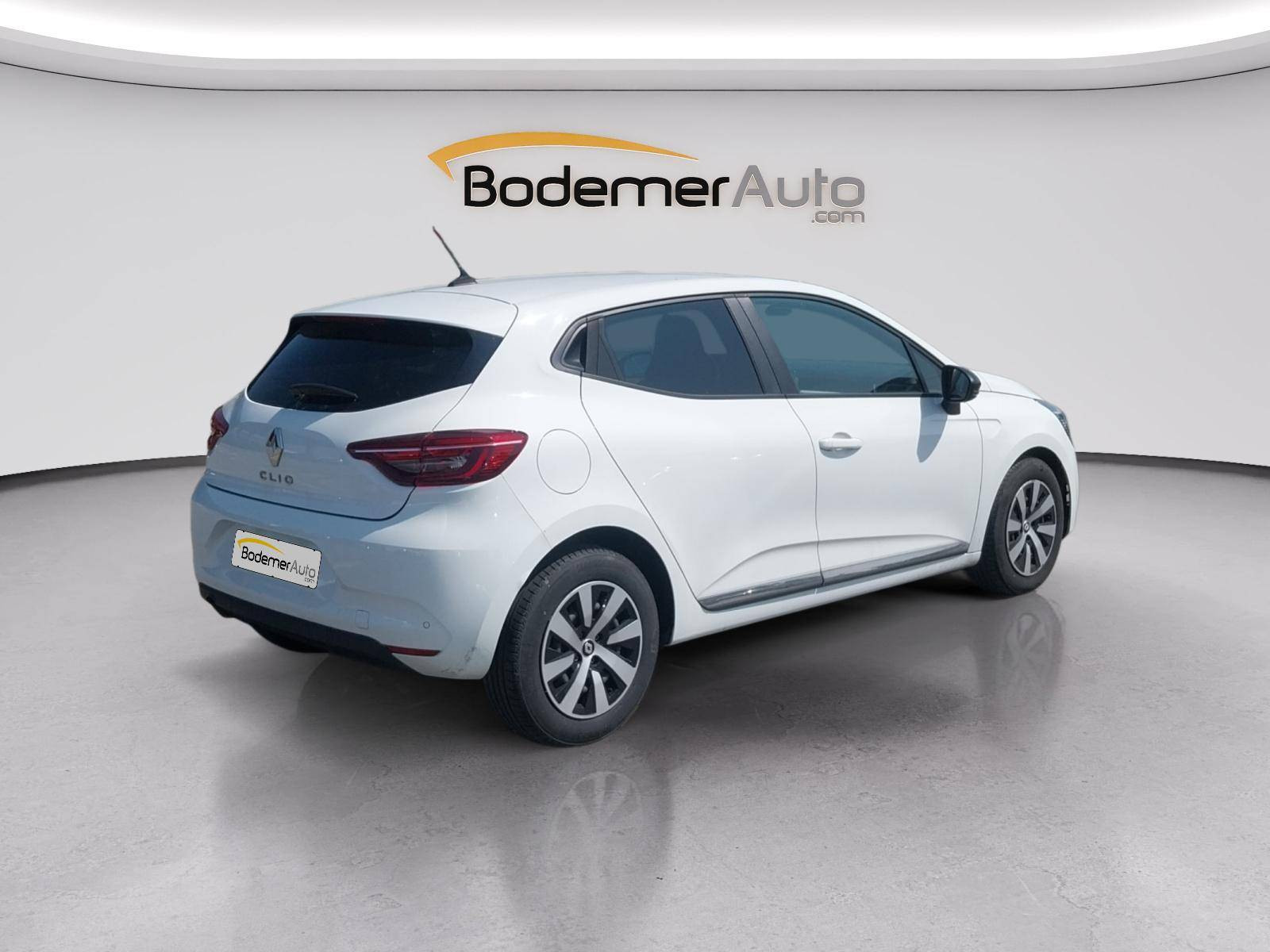 Vente en ligne Renault Clio 5 Clio TCe 90 au prix de 13 800 €