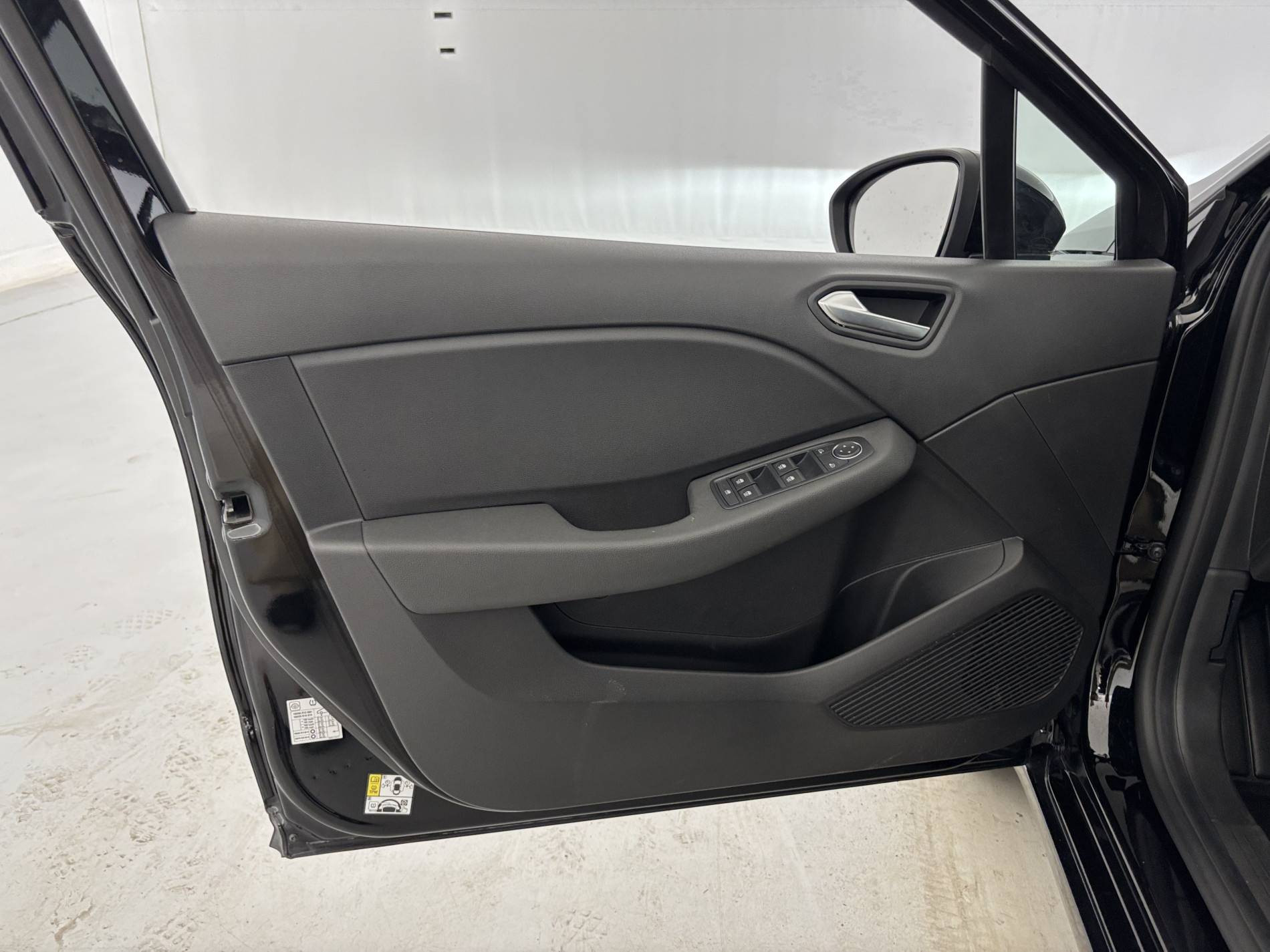 Vente en ligne Renault Clio 5 Clio Blue dCi 100 ch GSR2 au prix de 17 991 €