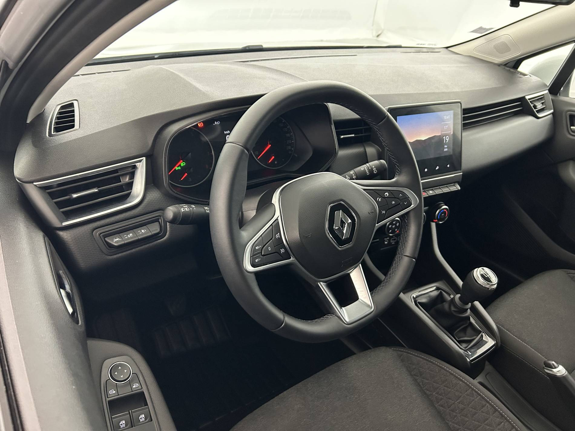 Vente en ligne Renault Clio 5 Clio TCe 90 - 21N au prix de 13 990 €