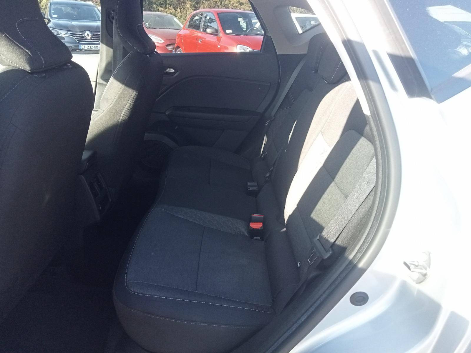 Vente en ligne Renault Captur  E-Tech full hybrid 145 au prix de 18 490 €