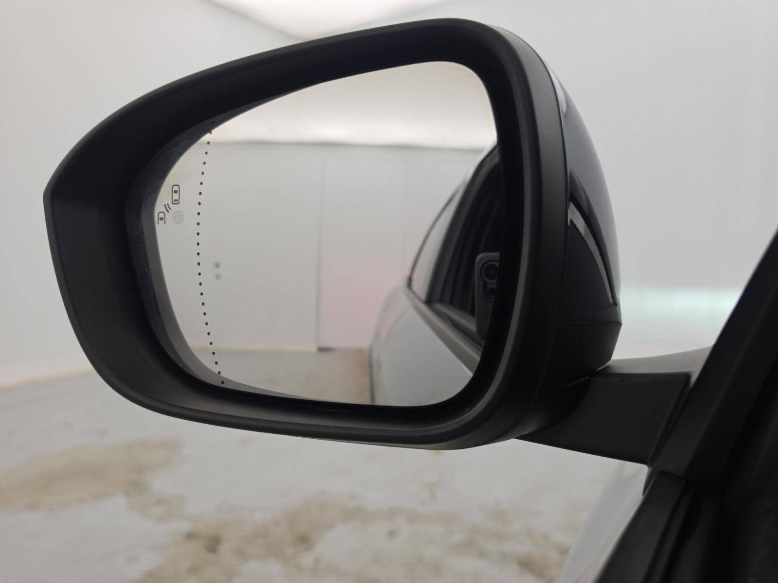 Vente en ligne Renault Megane E-Tech  EV60 220 ch super charge au prix de 24 950 €