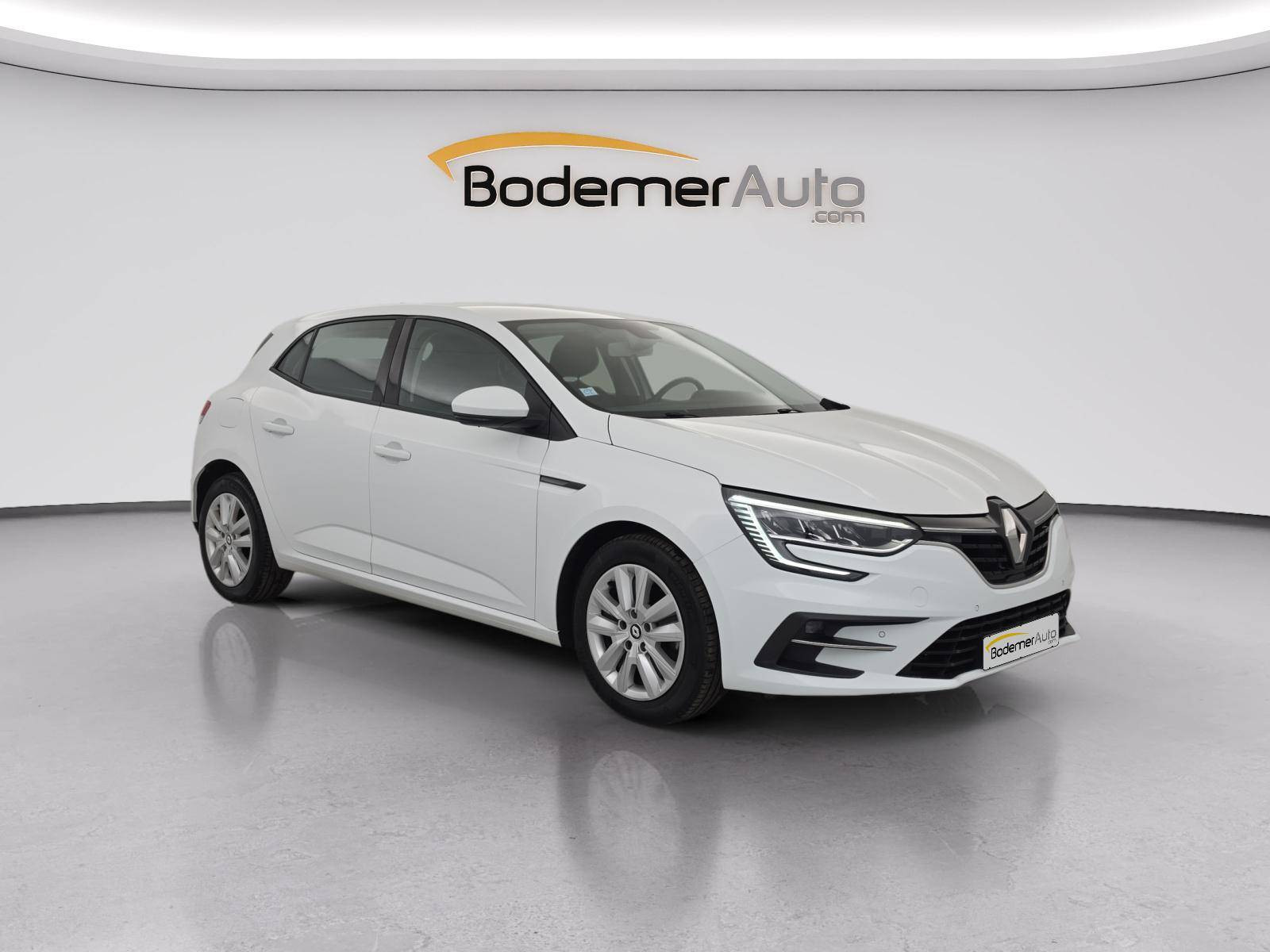 Vente en ligne Renault Megane 4  BLUE DCI 115 au prix de 13 900 €