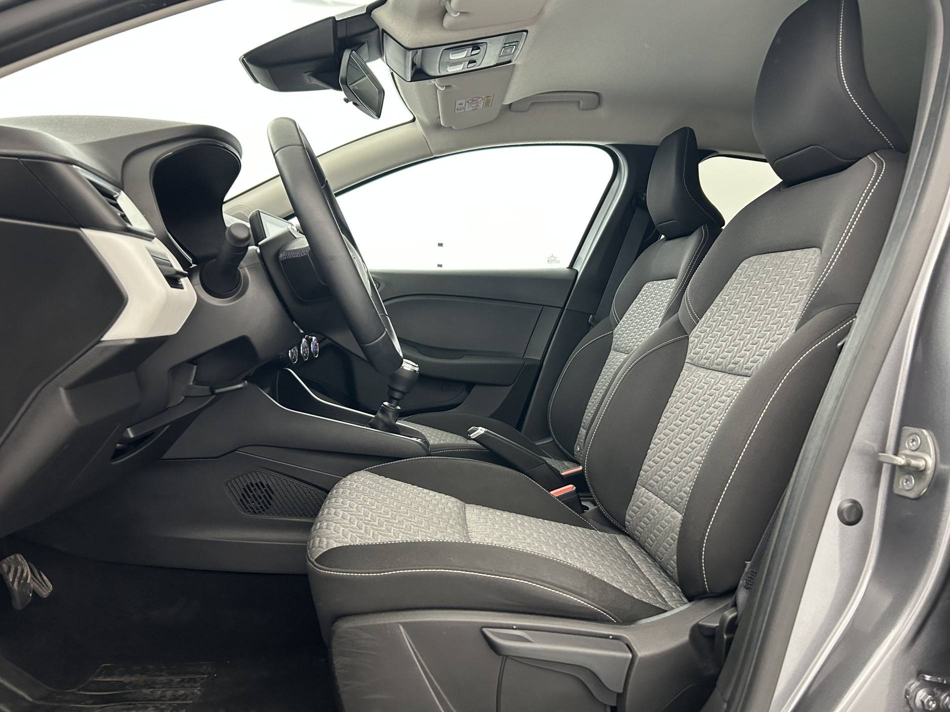 Vente en ligne Renault Clio 5 Clio TCe 90 au prix de 14 490 €